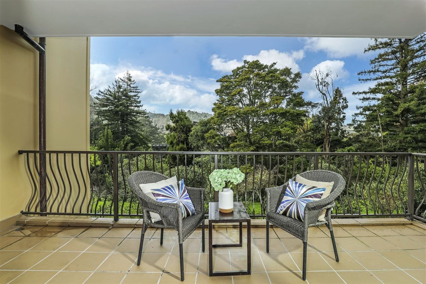 5/7 The Avenue, Albany, North Shore City
