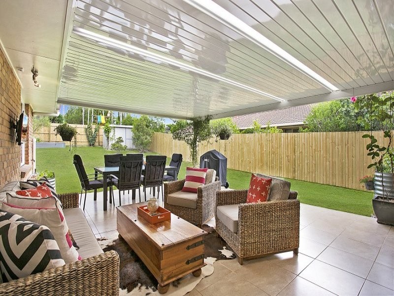 25 Mcpherson Road, Sinnamon Park, QLD 4073