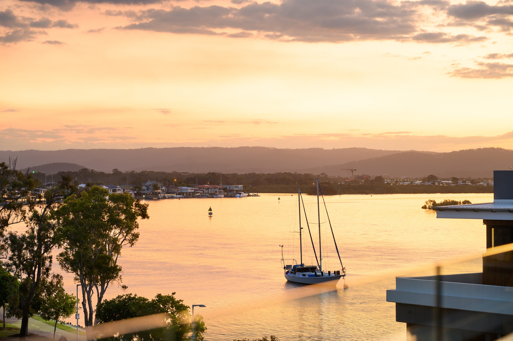 2401/1 Marina Promenade, Paradise Point, QLD 4216