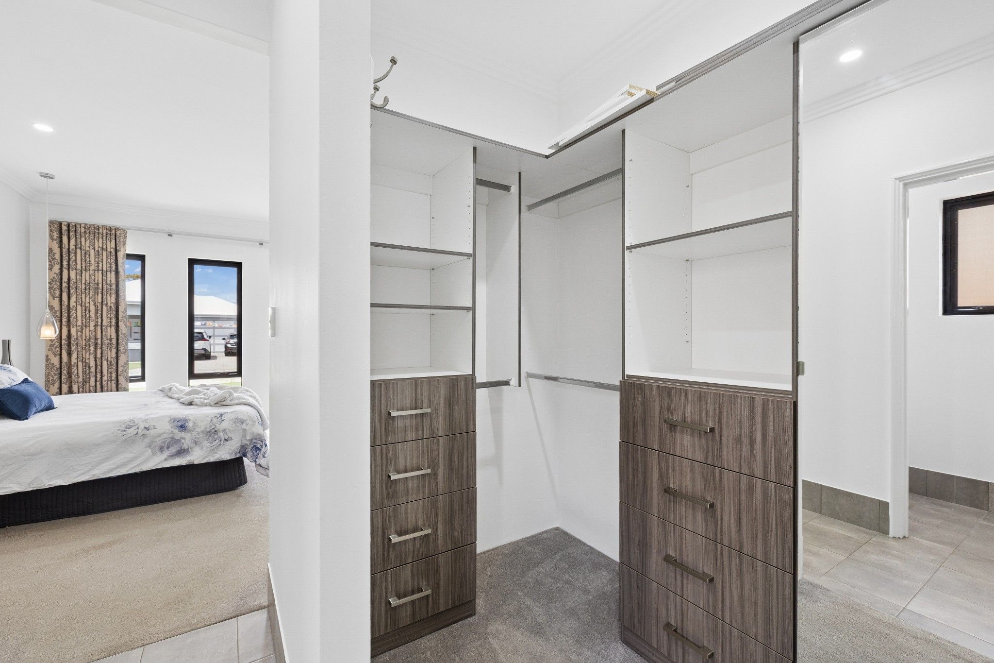 24 Leonharte Street — photo 6 of 30