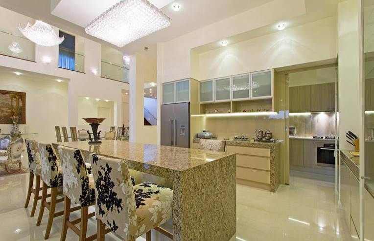 4004 The Boulevarde, Benowa, QLD 4217