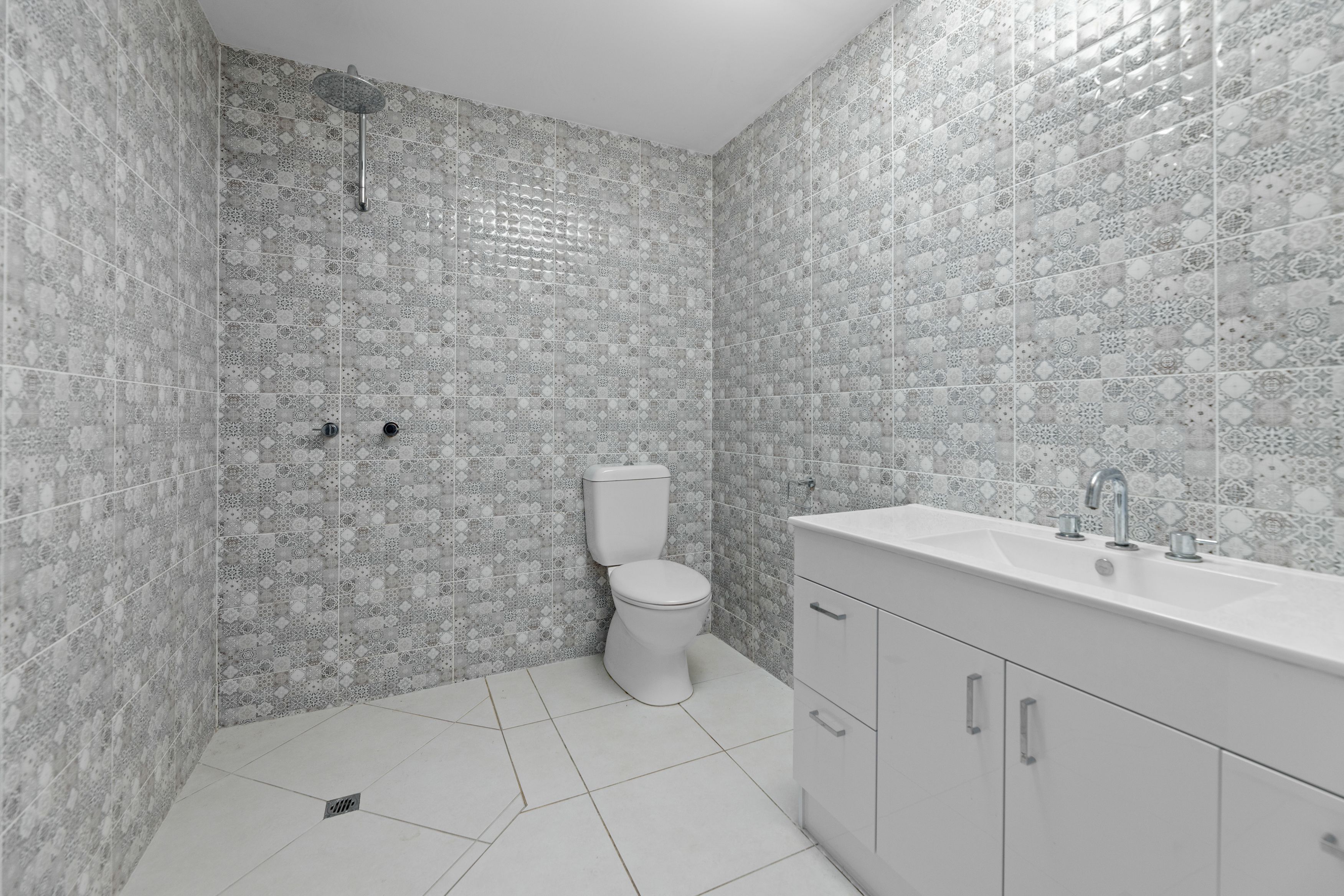 5-7 Jamor Court — photo 13 of 30