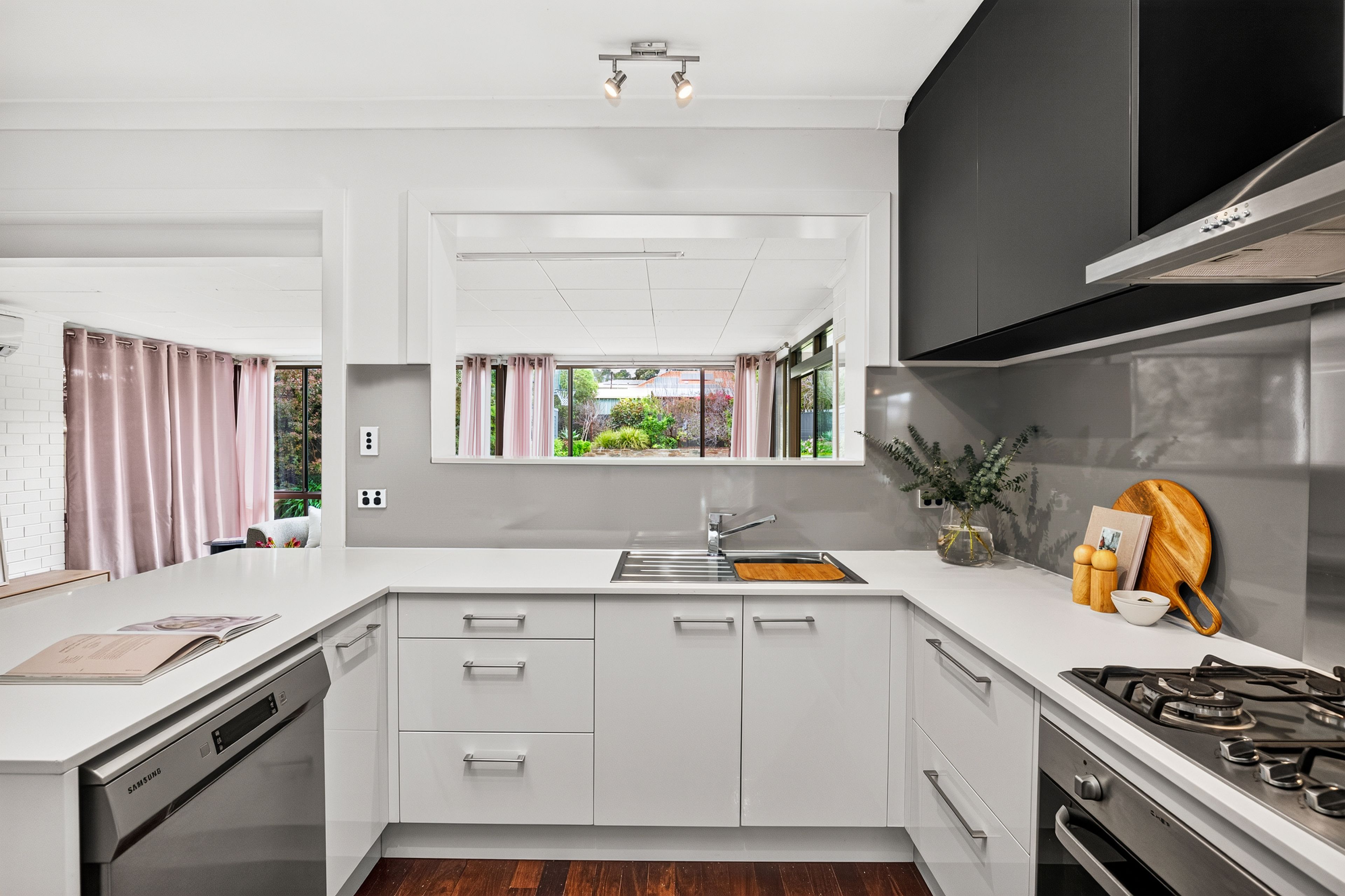 3 Cathcart Terrace — photo 7 of 16