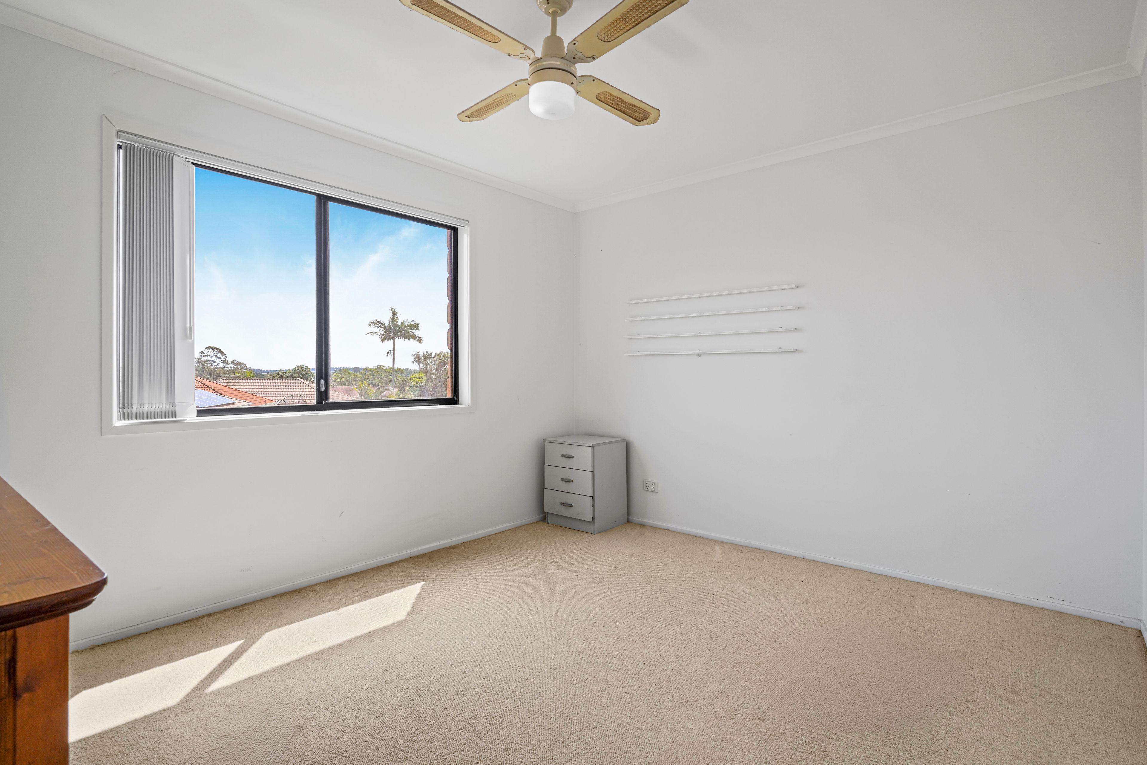 12 Cumberland Crescent — photo 17 of 30