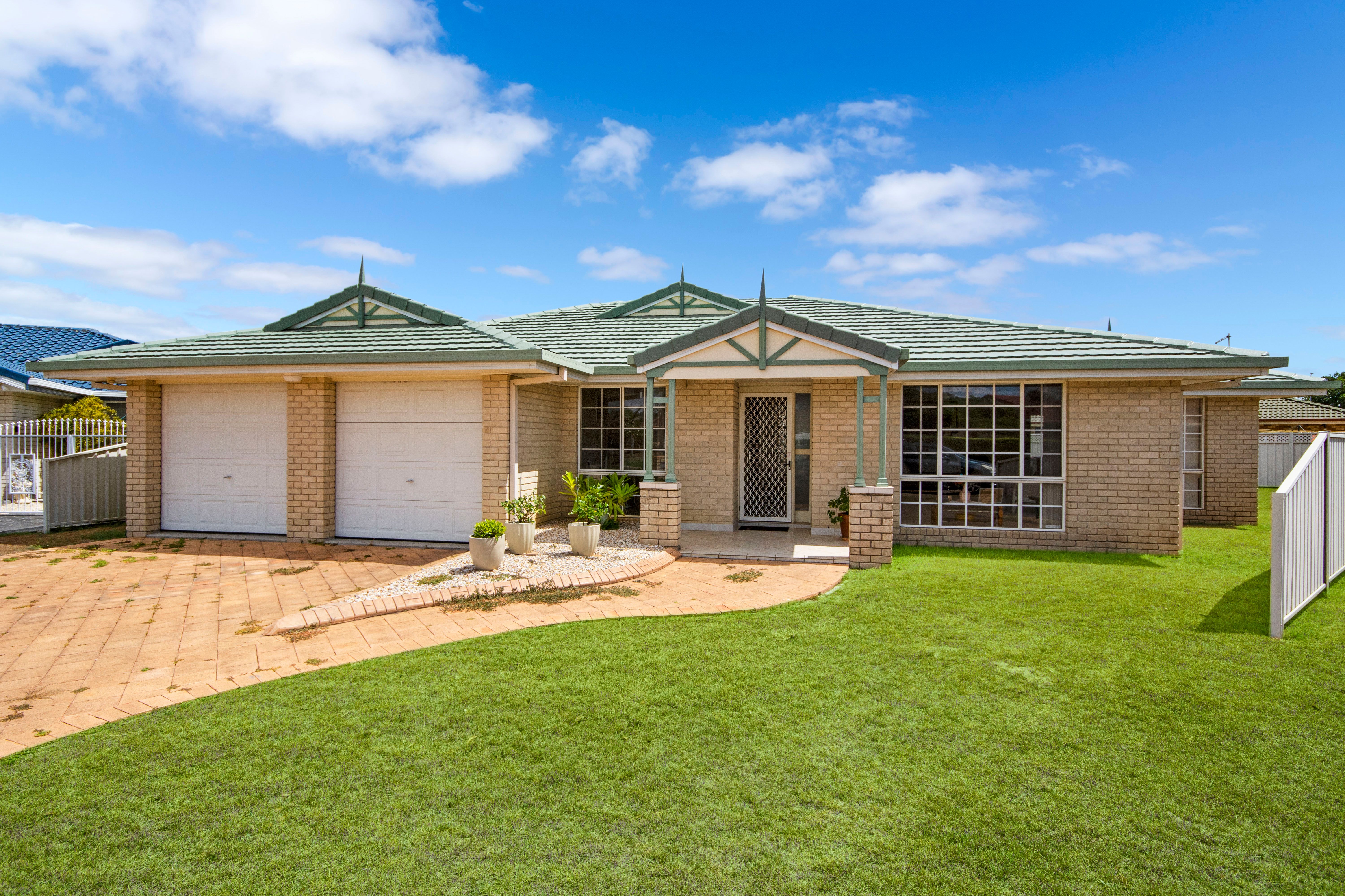 3 Finch Court