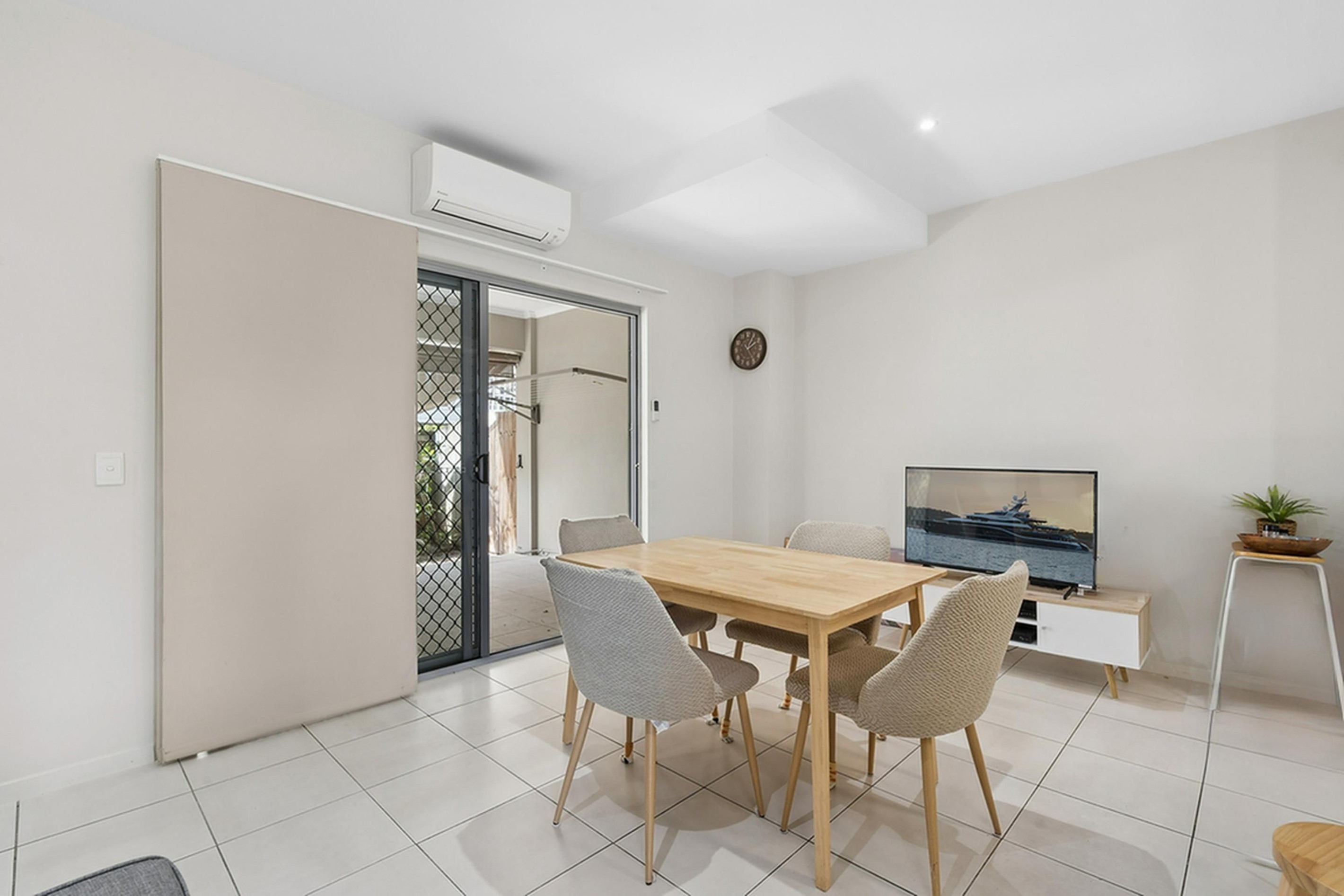 2/15 Stellmach Street, Everton Park, QLD 4053