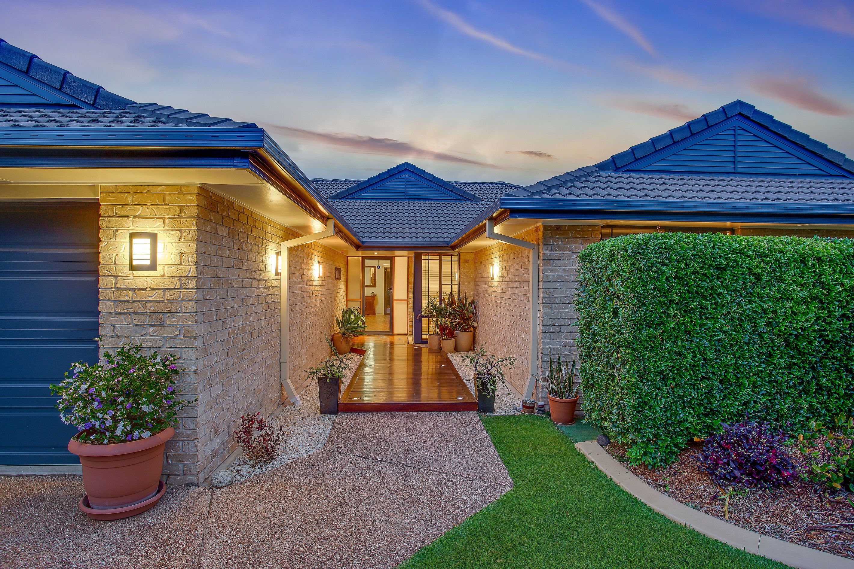 1 Marshall Grove, Bonogin, QLD 4213