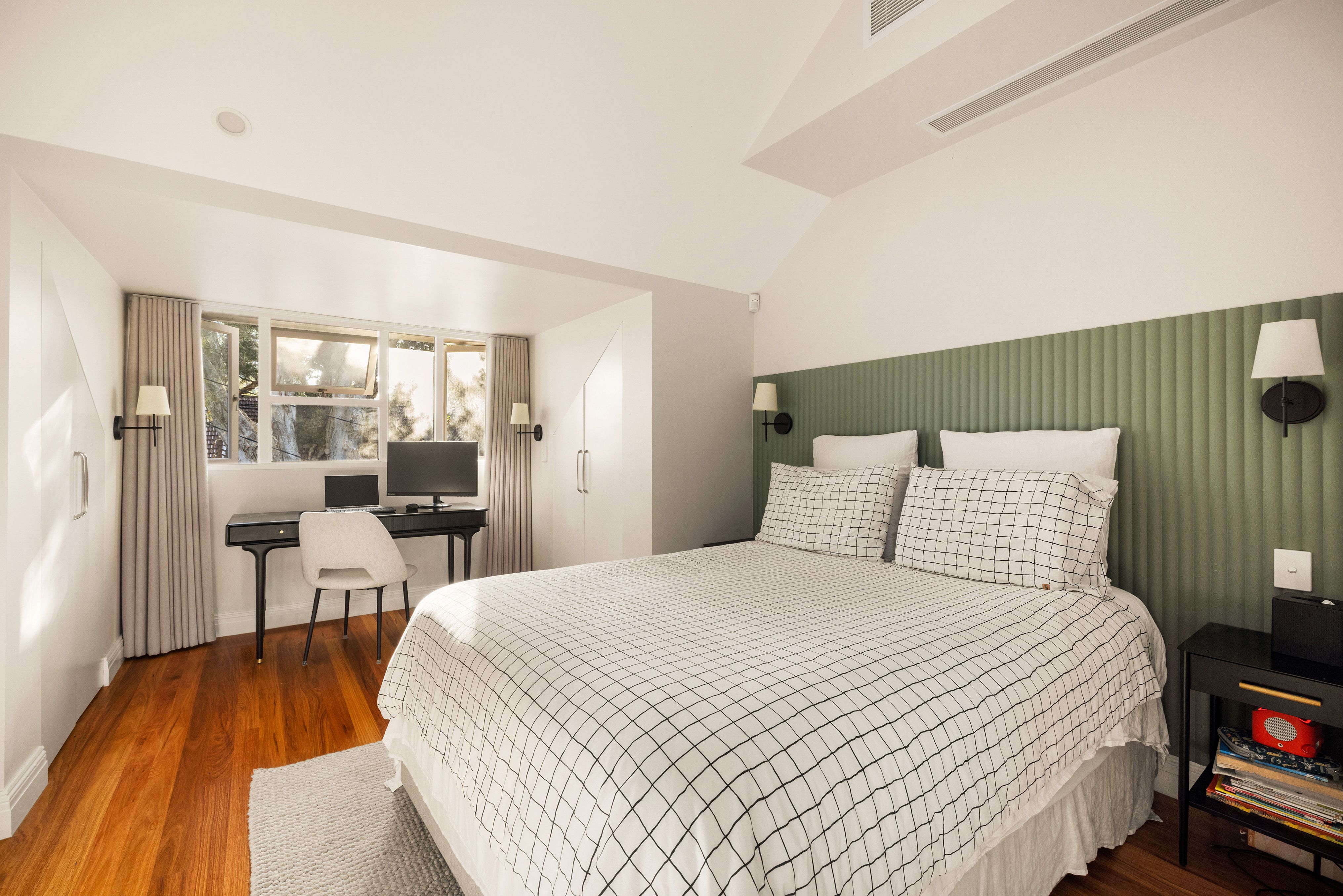 111 Marriott Street — photo 10 of 15
