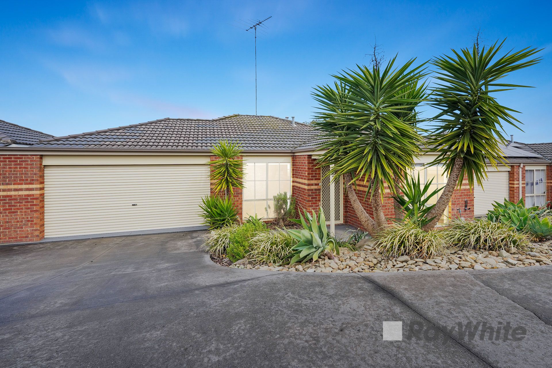 12 Renlik Court, Pakenham VIC 3810