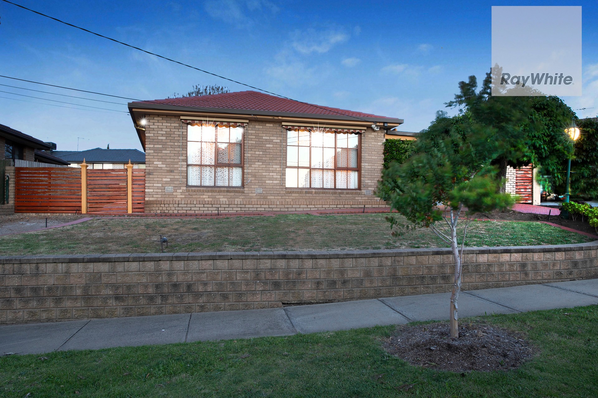 26 Dunfield Drive, Gladstone Park, VIC 3043