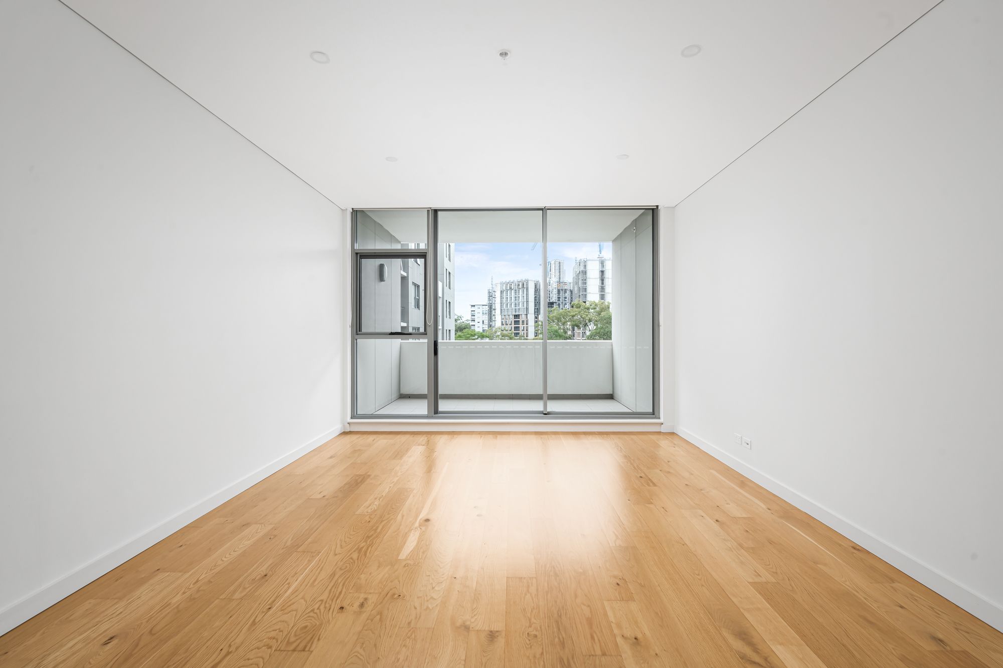 312/5 Mooltan Avenue — photo 2 of 13