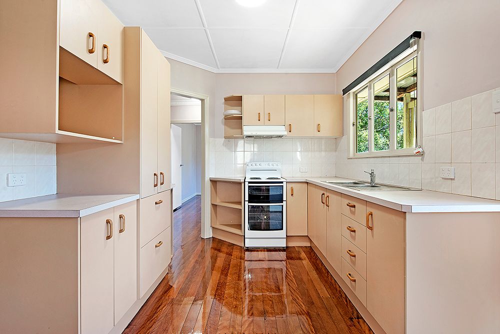 14 Elgar Street, Holland Park, QLD 4121