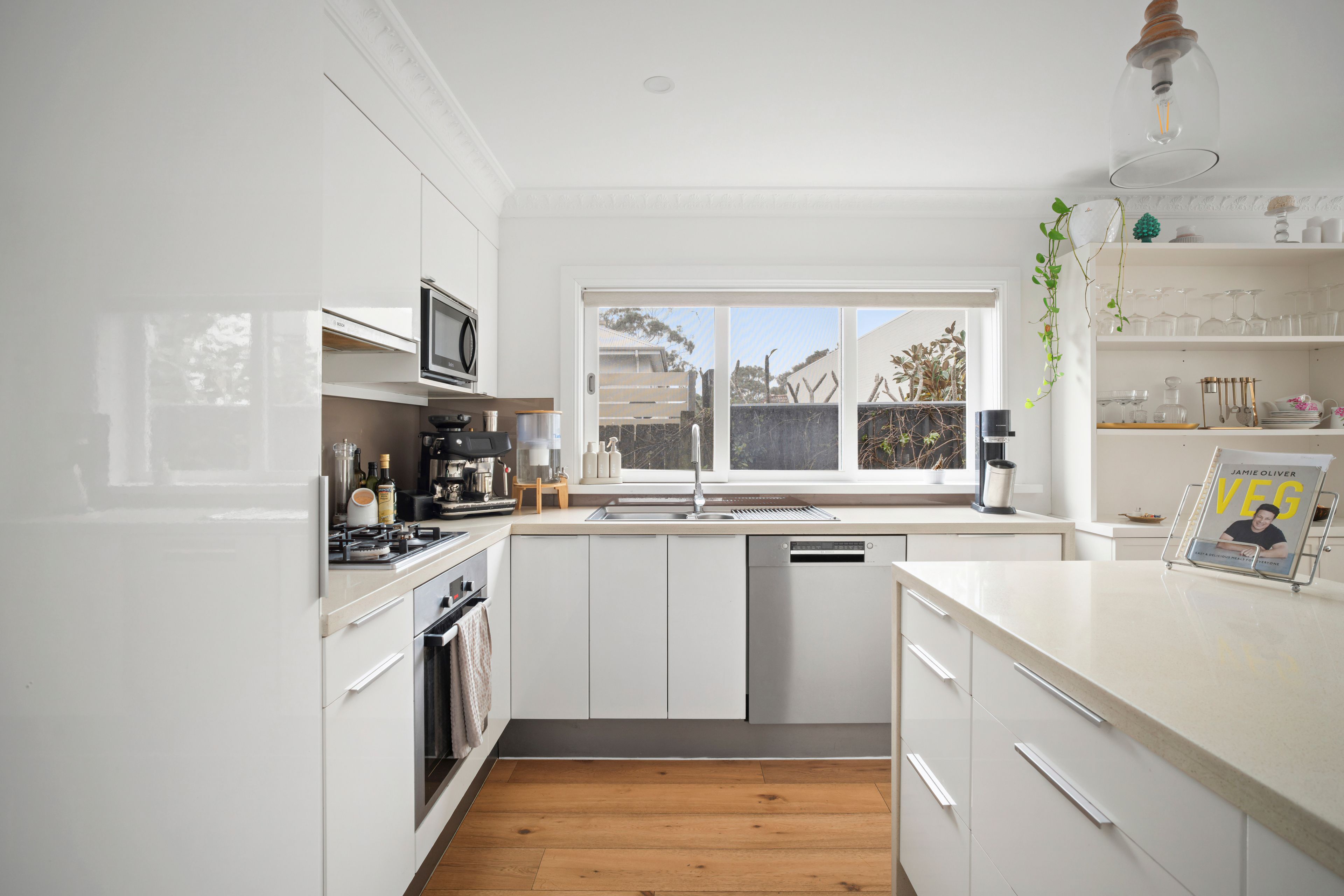 1 Searle Avenue — photo 7 of 15
