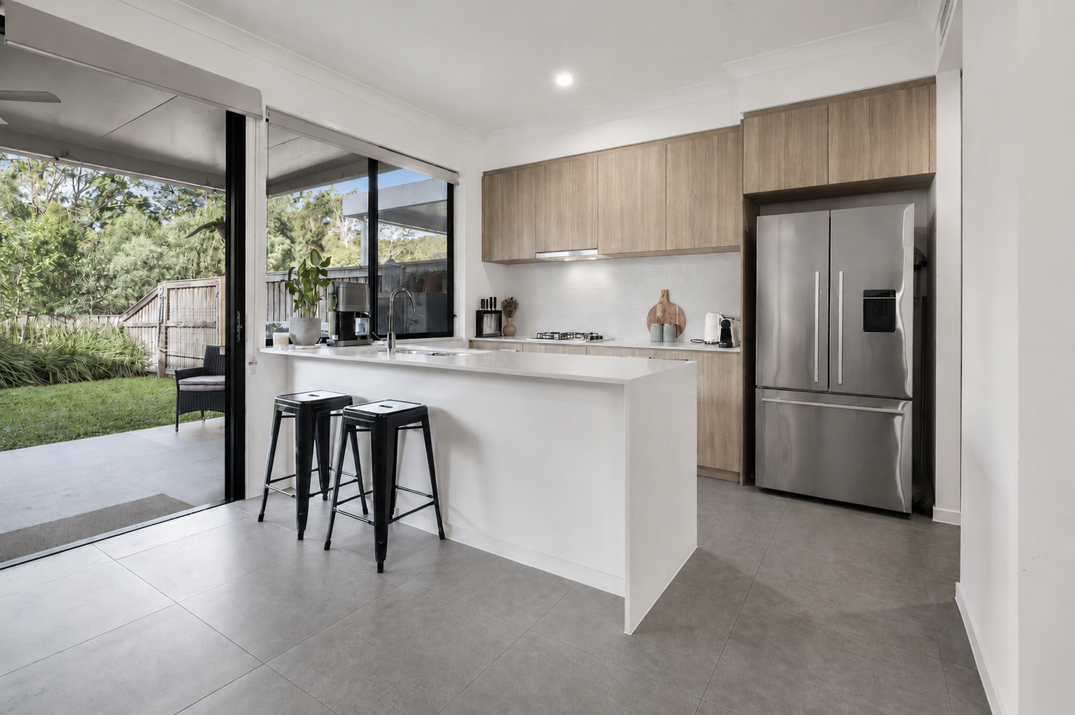 29/28 BONOGIN Road — photo 3 of 25