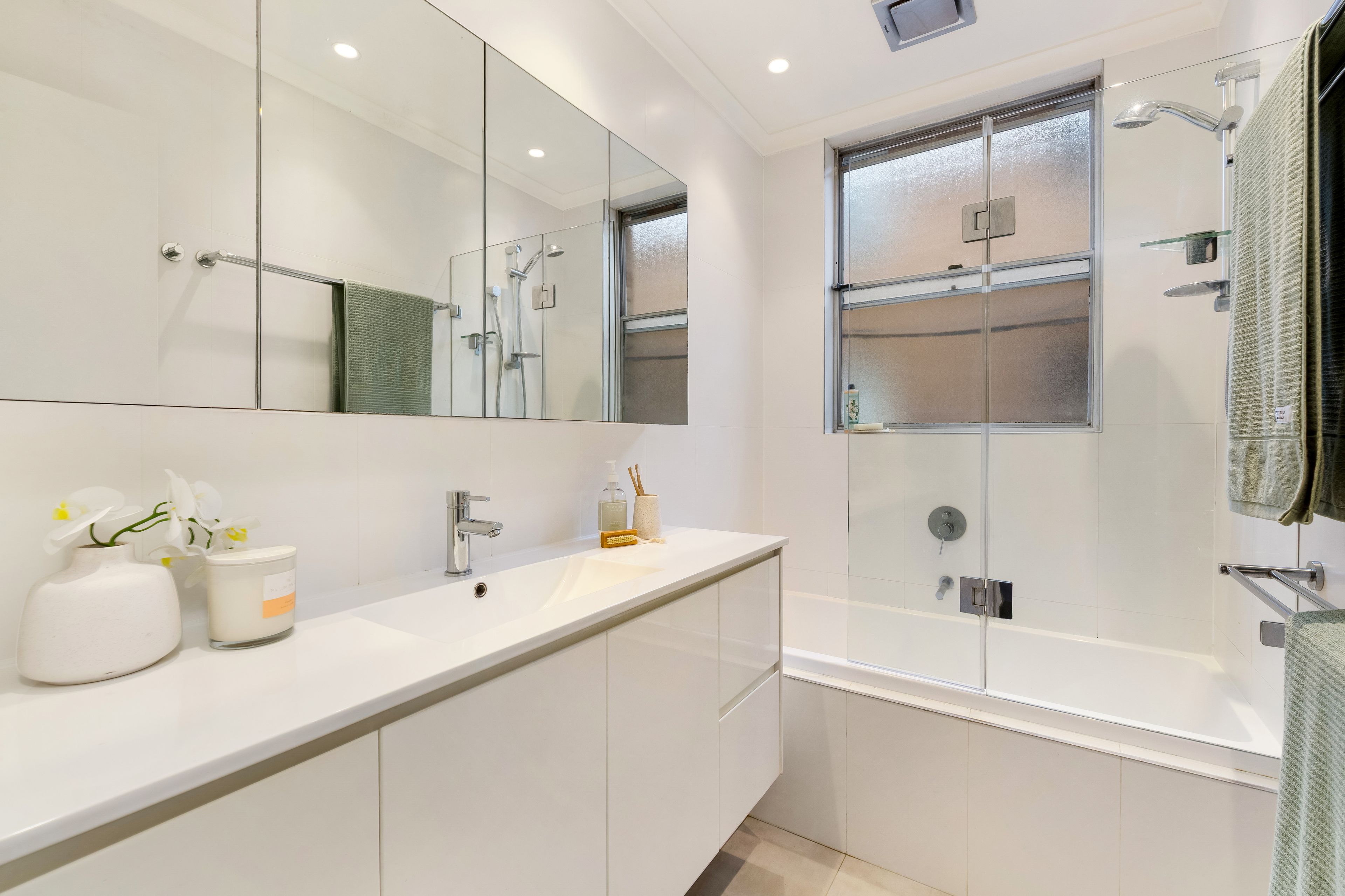 3/6 Blenheim Street — photo 9 of 10