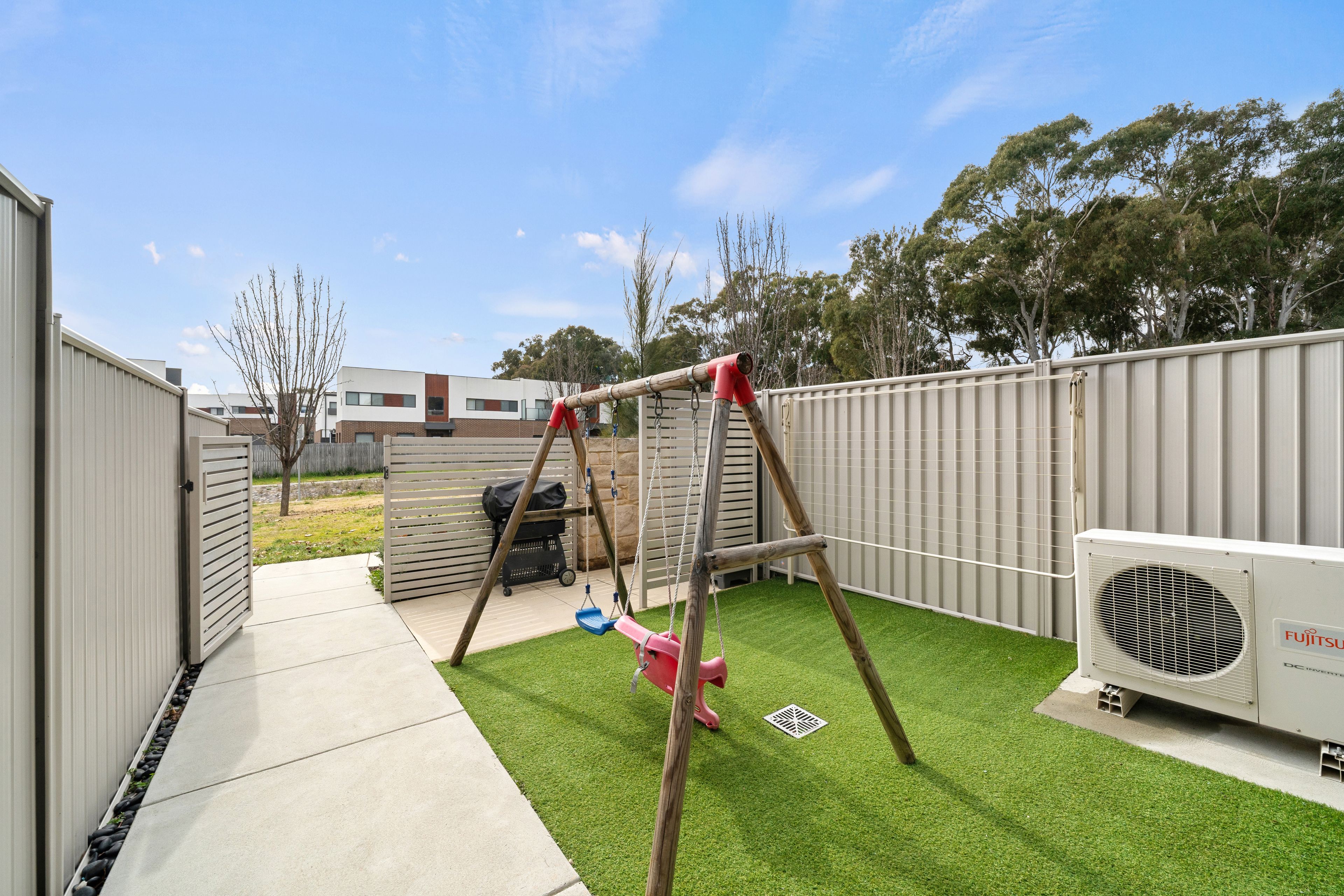 118/161 Mortimer Lewis Drive — photo 20 of 28
