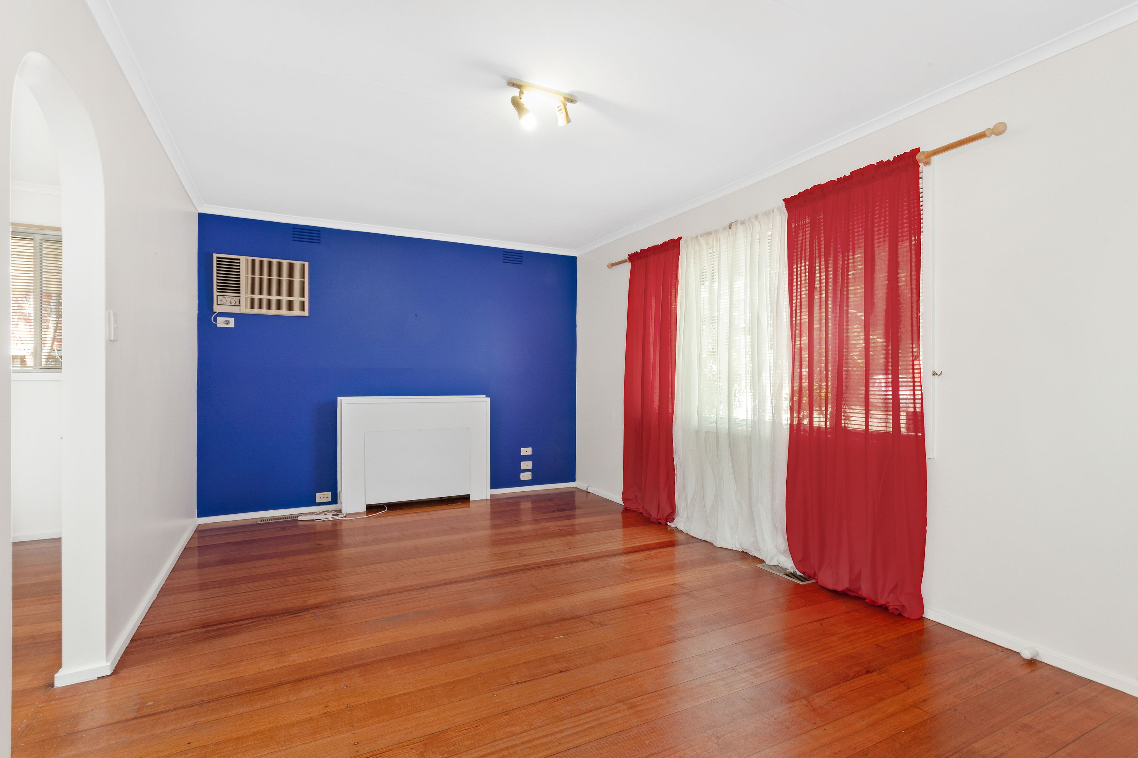 16 Blackburn Road, Mooroolbark, VIC 3138