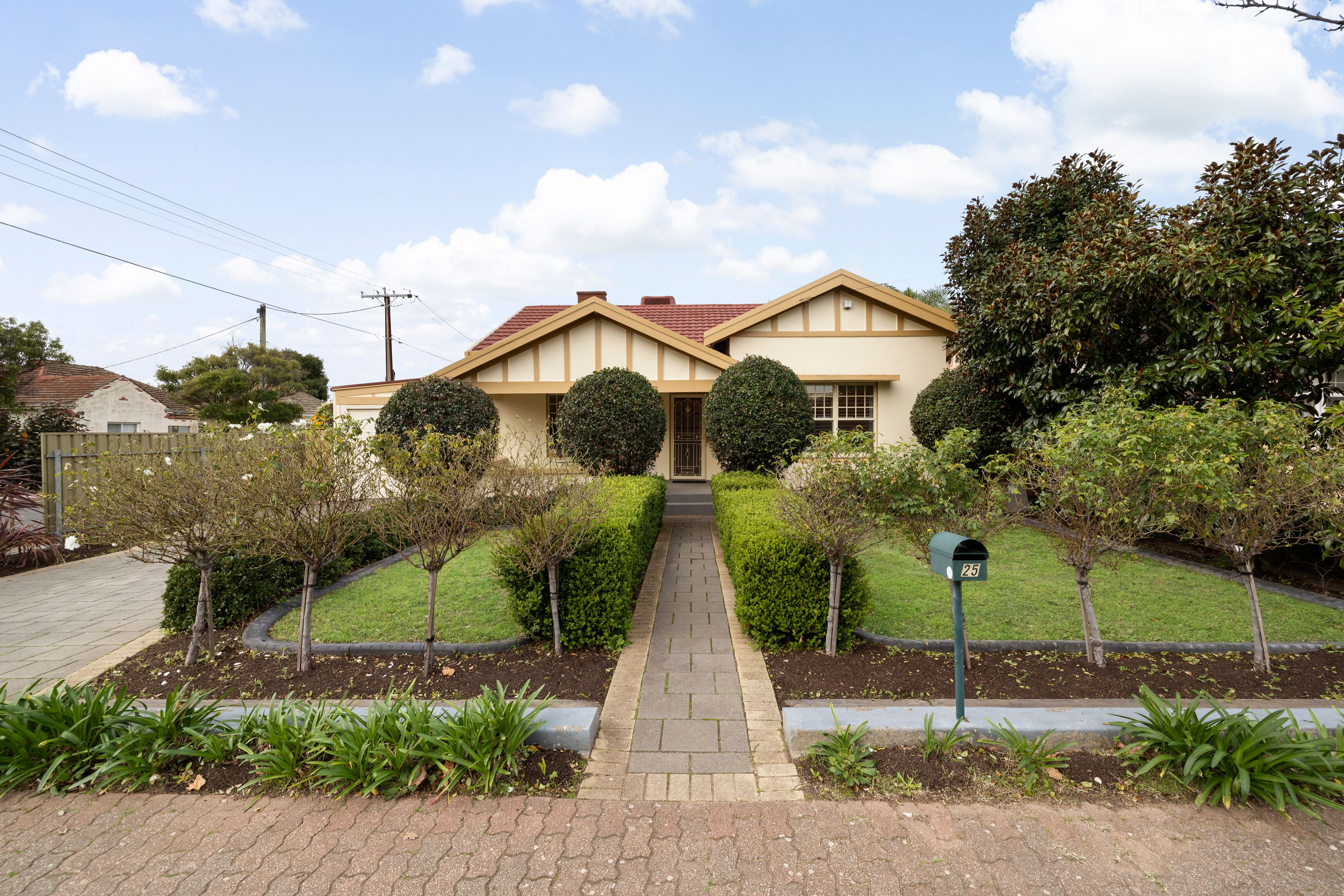 25 Struan Avenue, Prospect, SA 5082