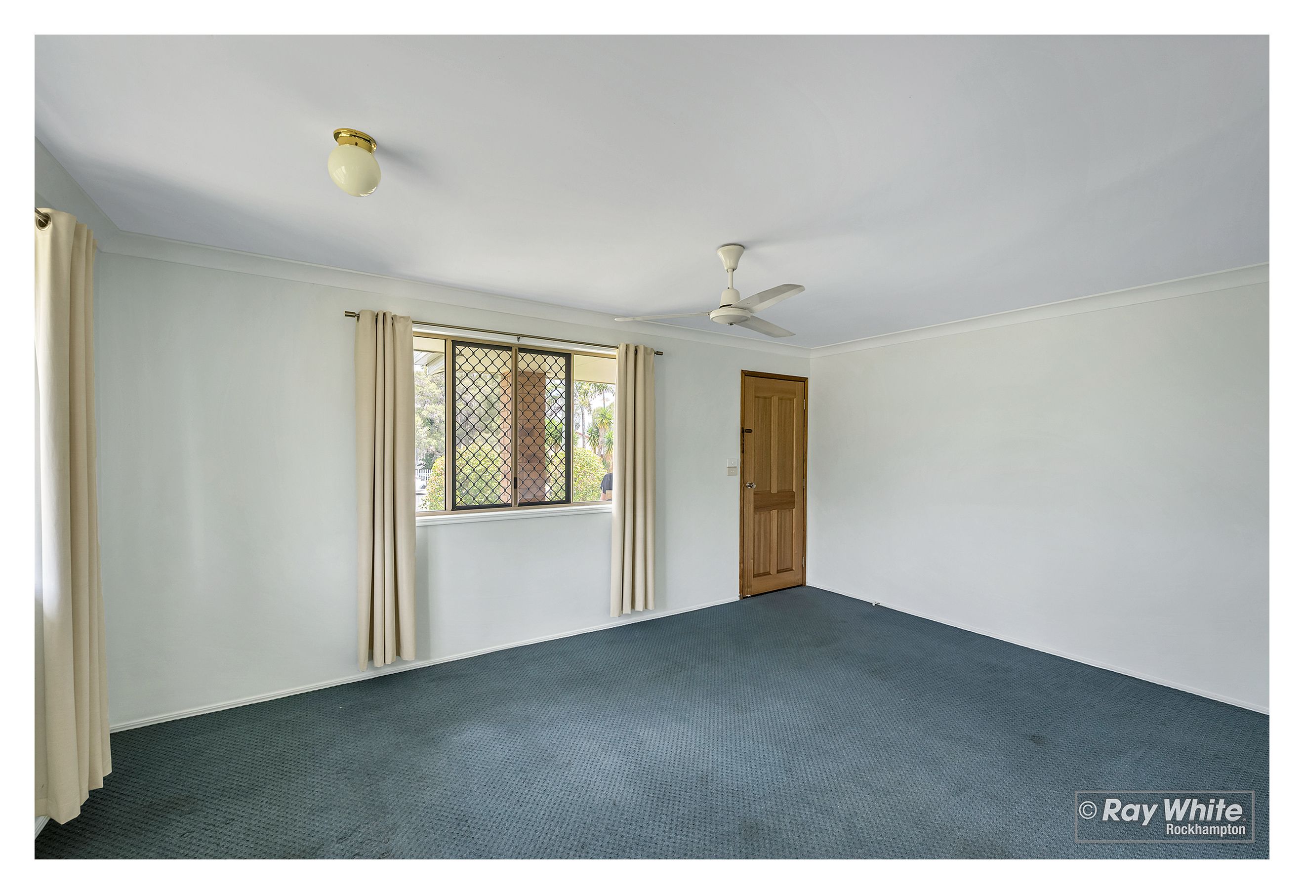 2 Cowan Street — photo 10 of 20