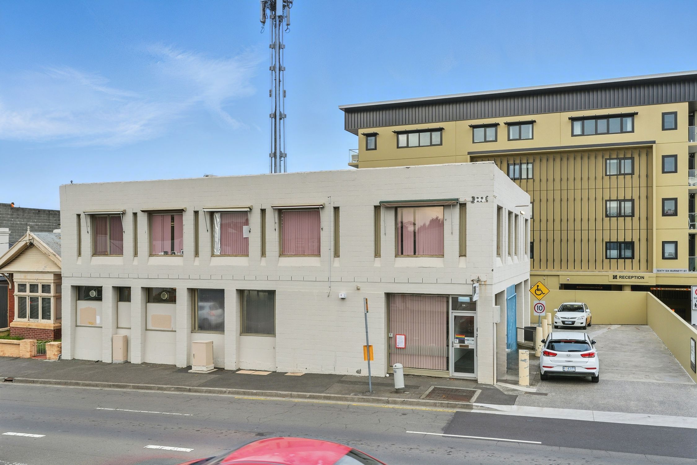 64 Burnett Street, Hobart, TAS 7000