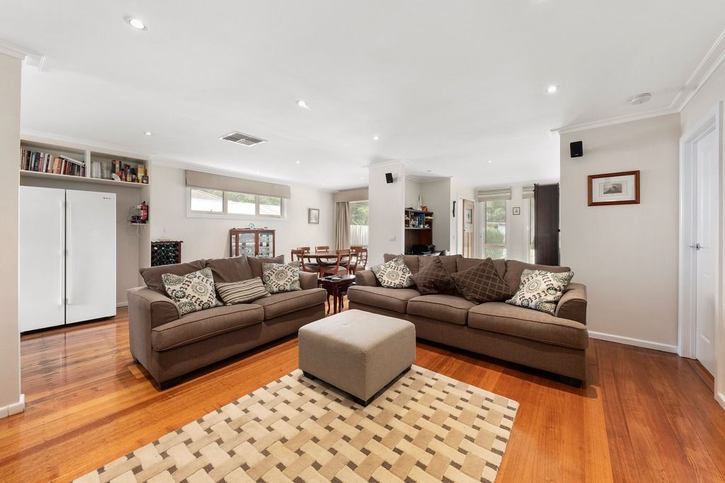 25 Bursaria Avenue, Ferntree Gully, VIC 3156