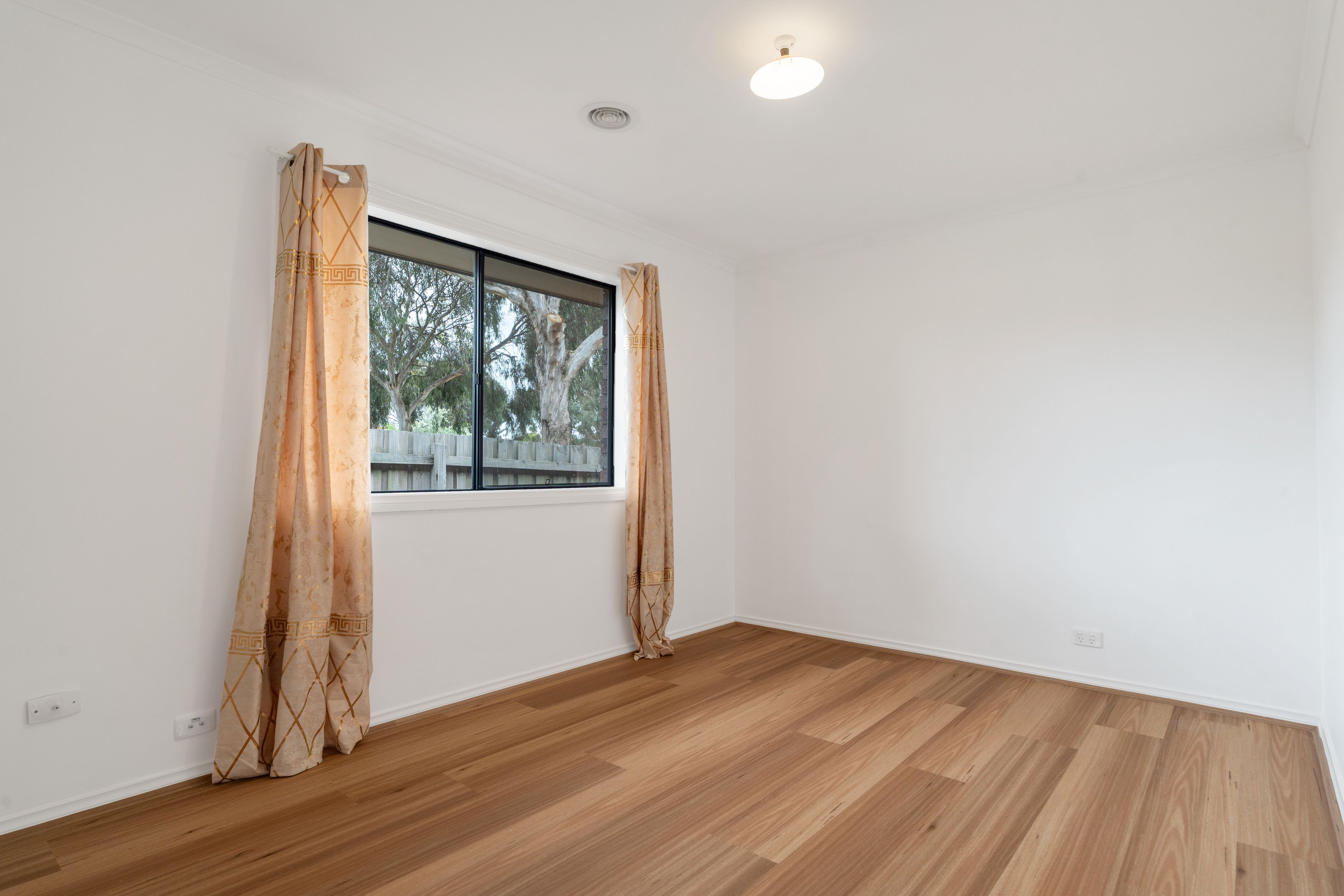 47 Exmouth Road — photo 15 of 25