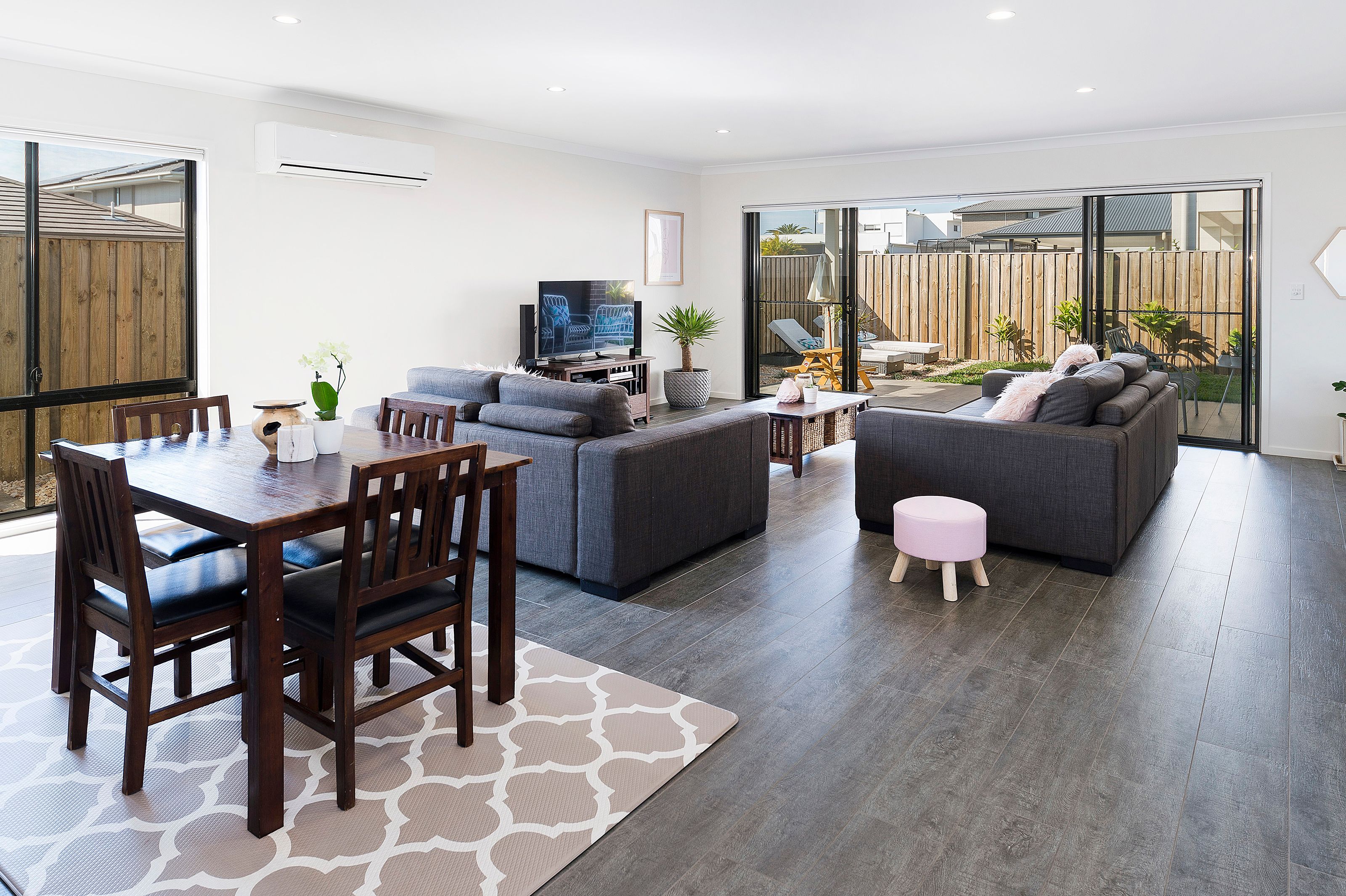 76 North View Street, Hope Island, QLD 4212
