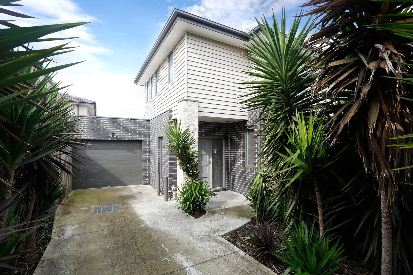 3/10 Albert Road, Sydenham, VIC 3037