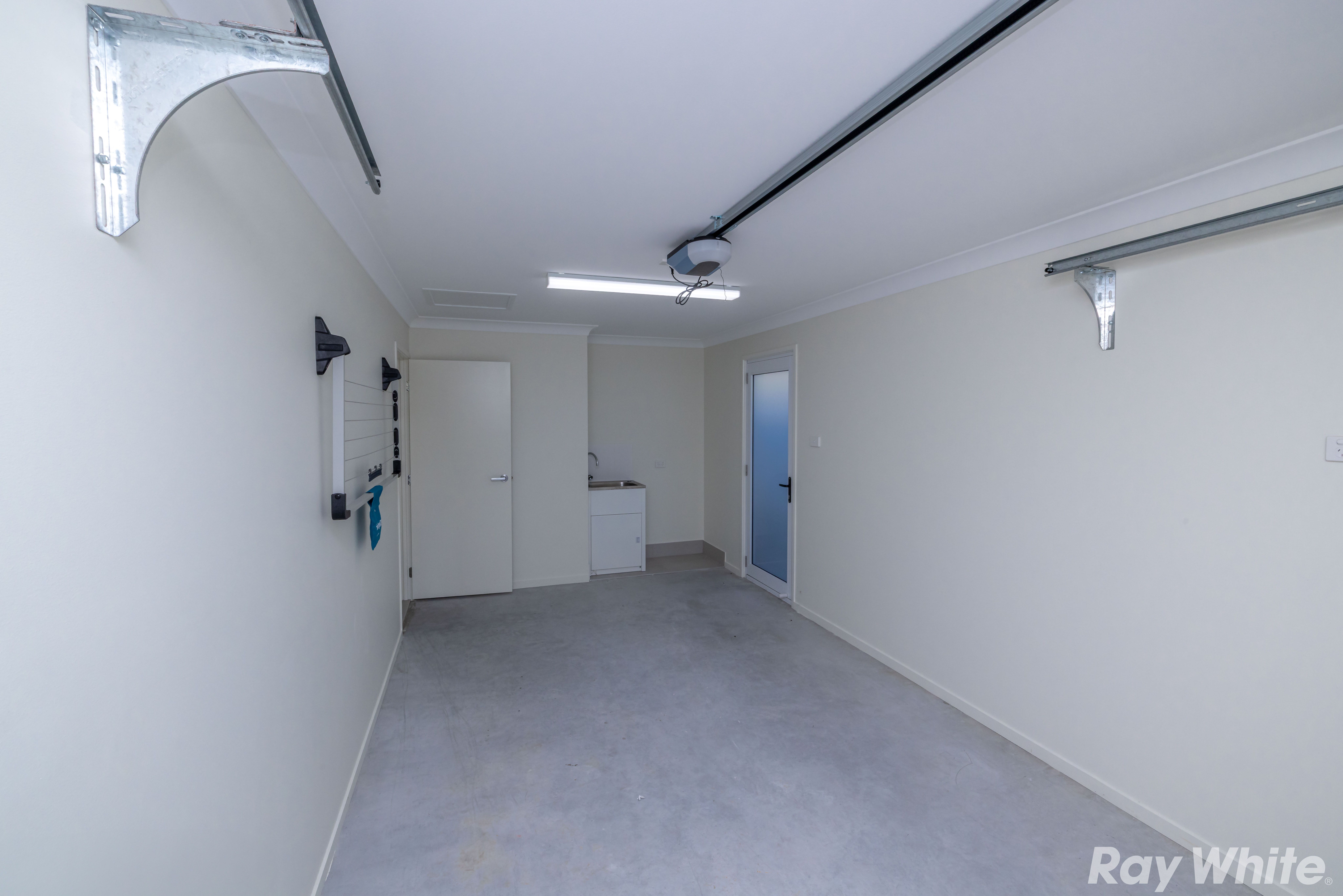 1/46 Iluka Boulevard — photo 12 of 14