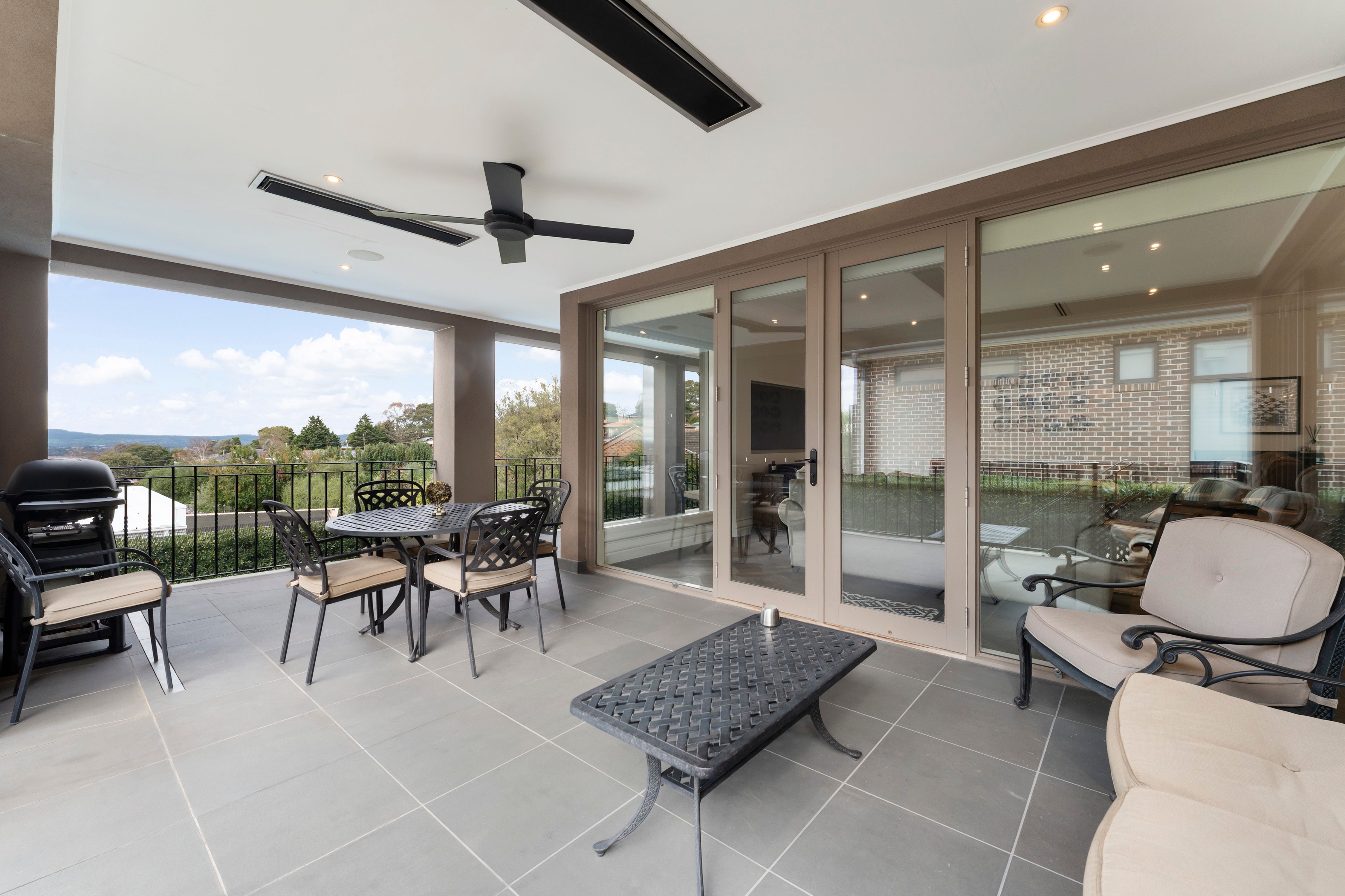10 Gwingana Crescent — photo 17 of 22