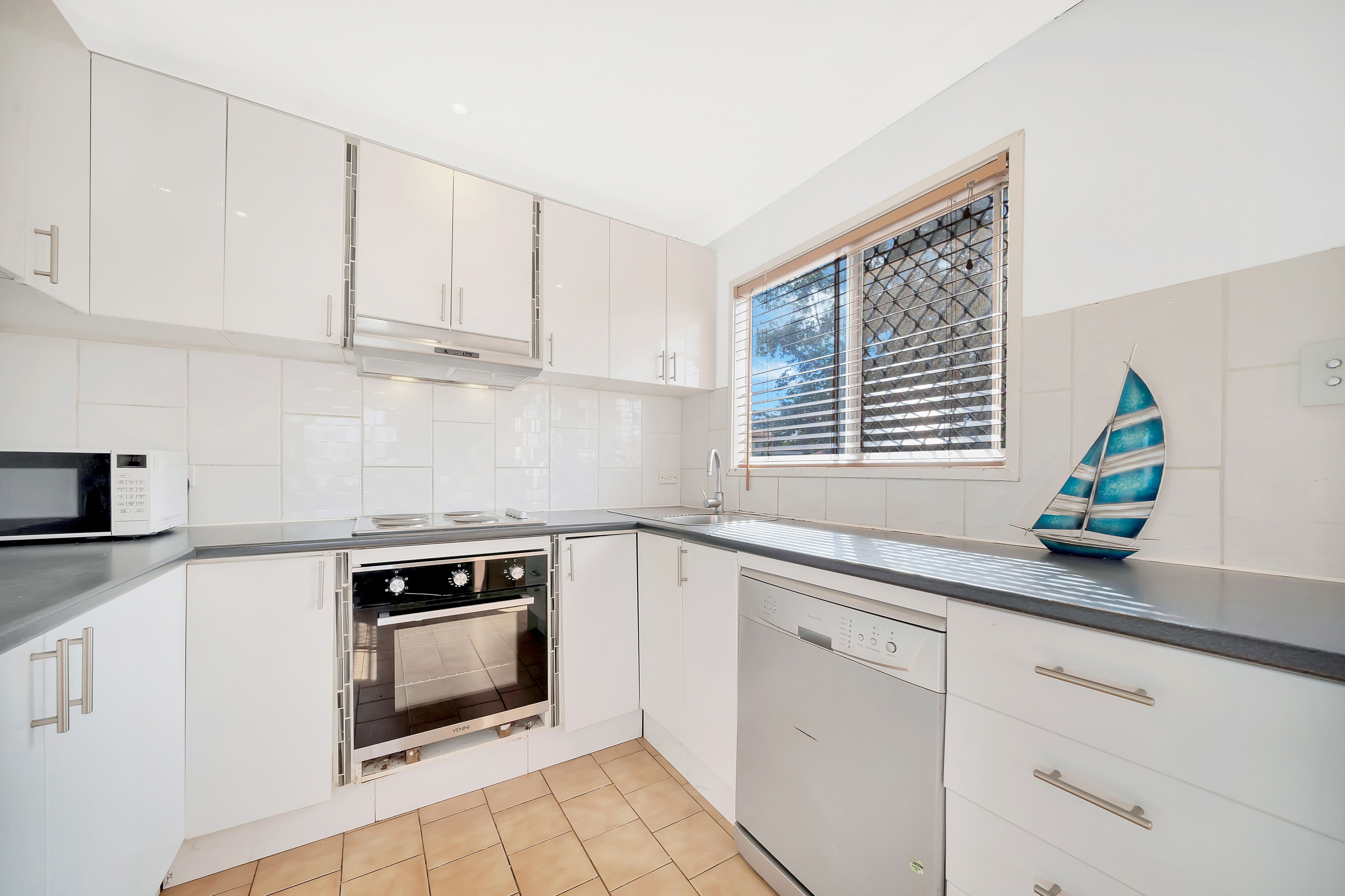 36 Redford Street, Kingston, QLD 4114