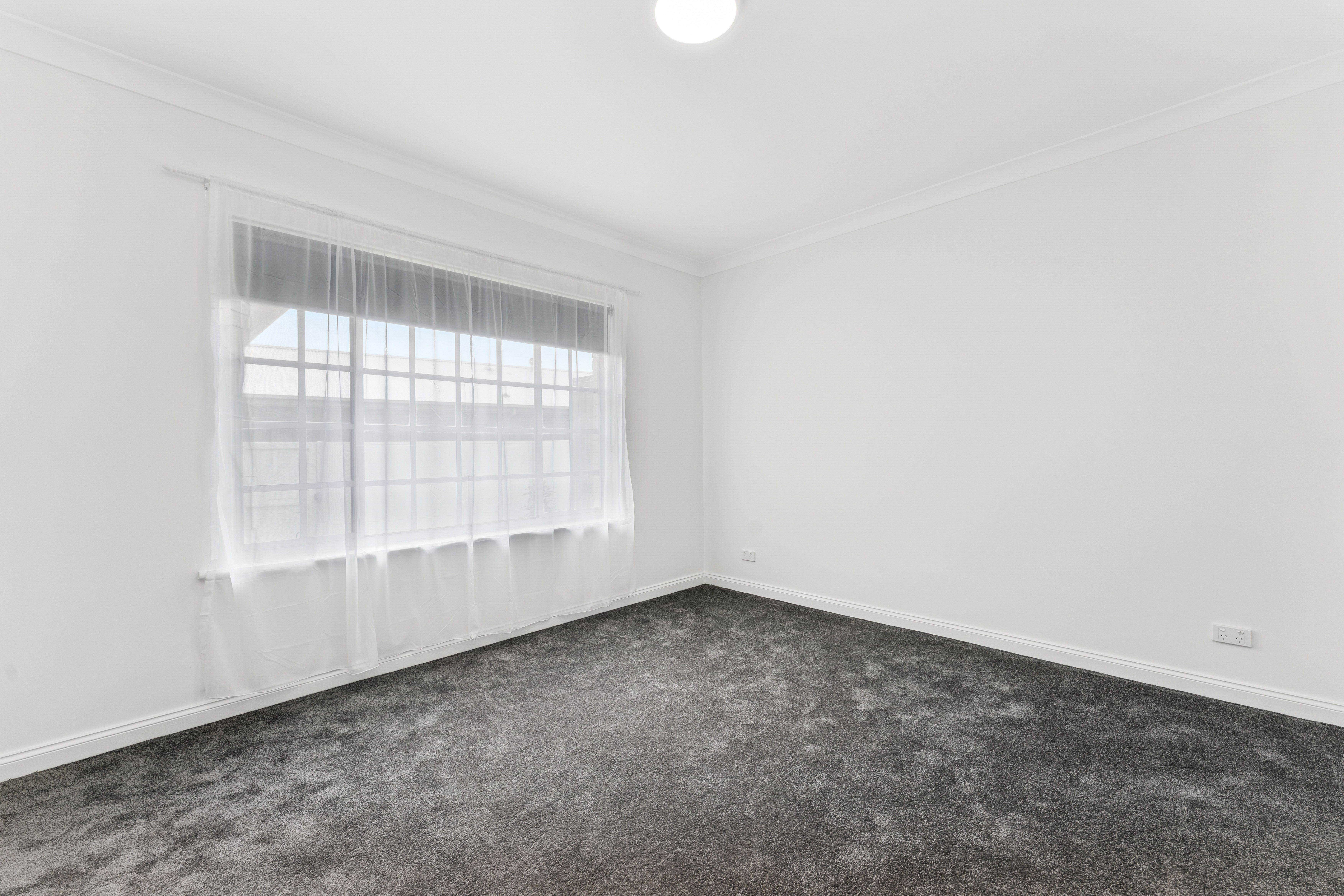 331 Tapleys Hill Road — photo 8 of 12