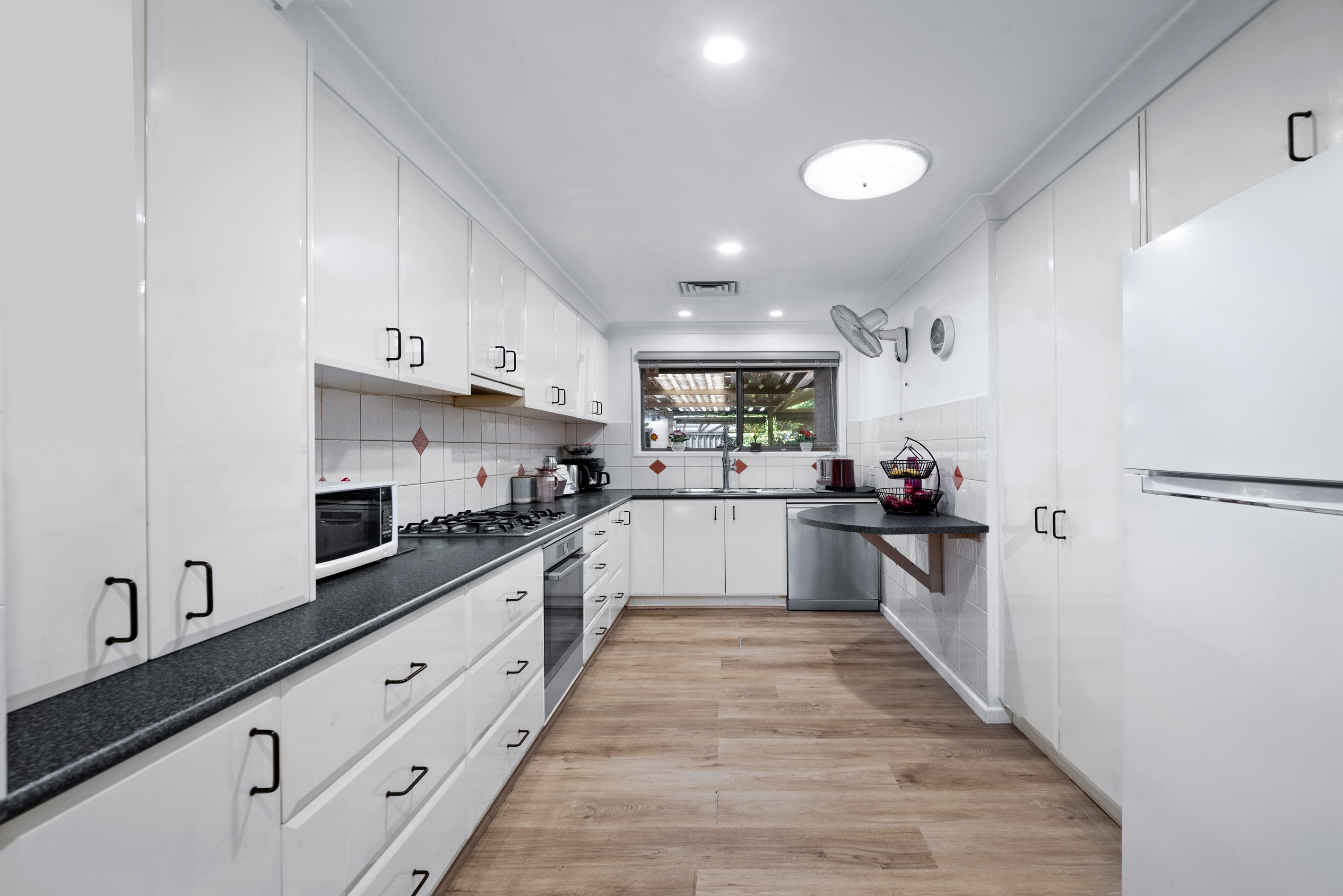 2/90 Chester Road, Ingleburn, NSW 2565