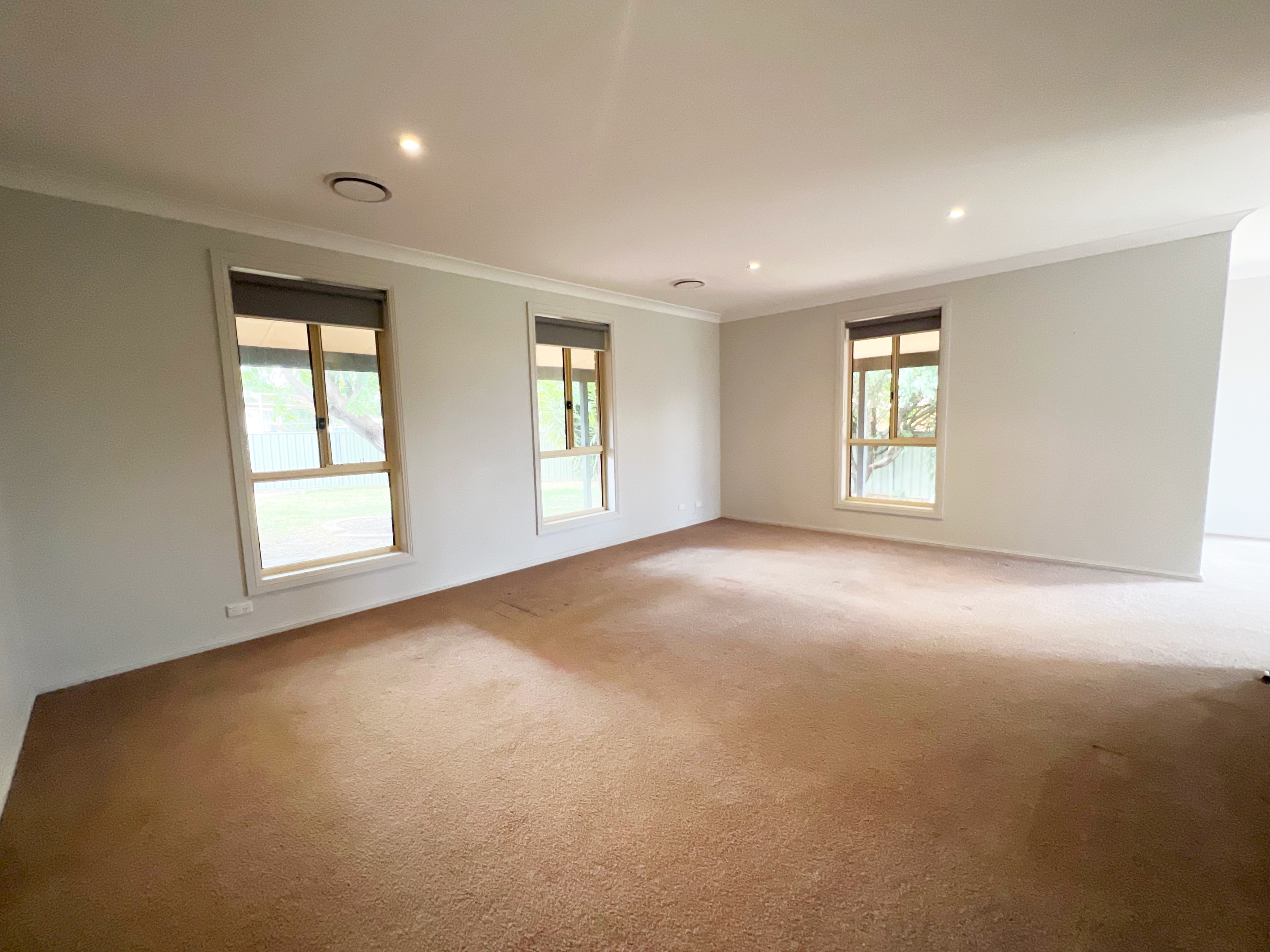 12 Christina Close, Parkes, NSW 2870