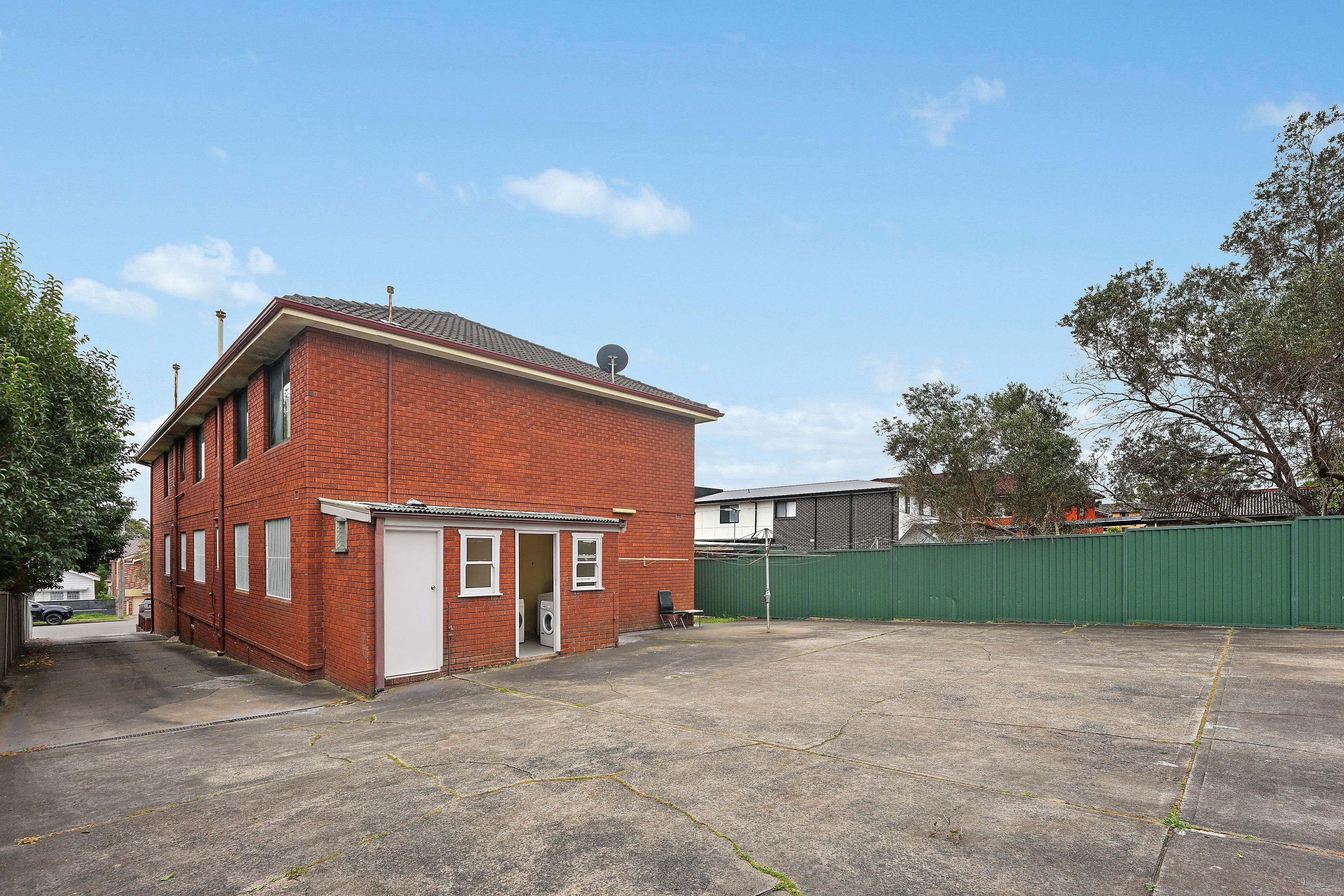 54 Mckern Street, Campsie, NSW 2194