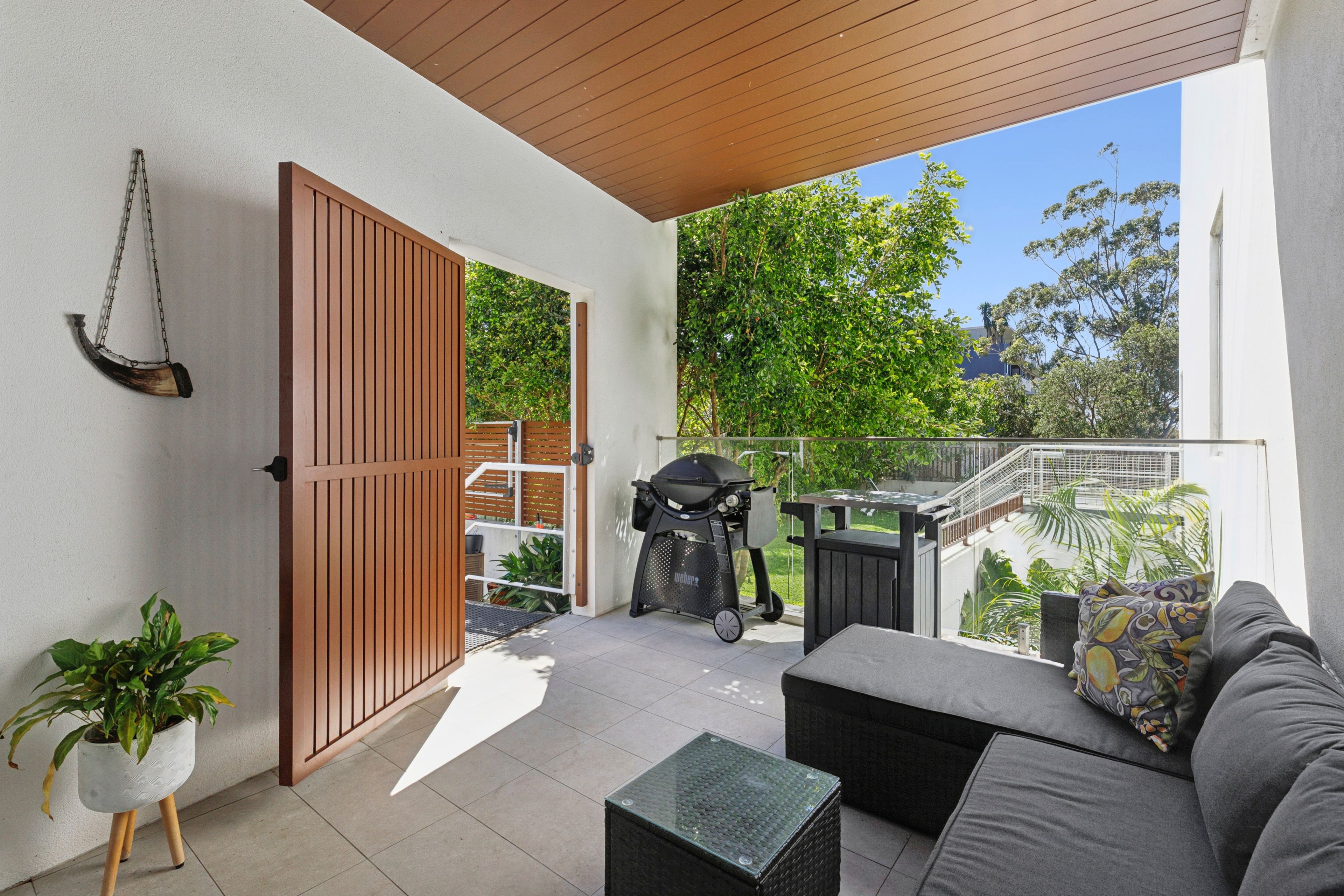 101/7 Dianella Street — photo 3 of 11