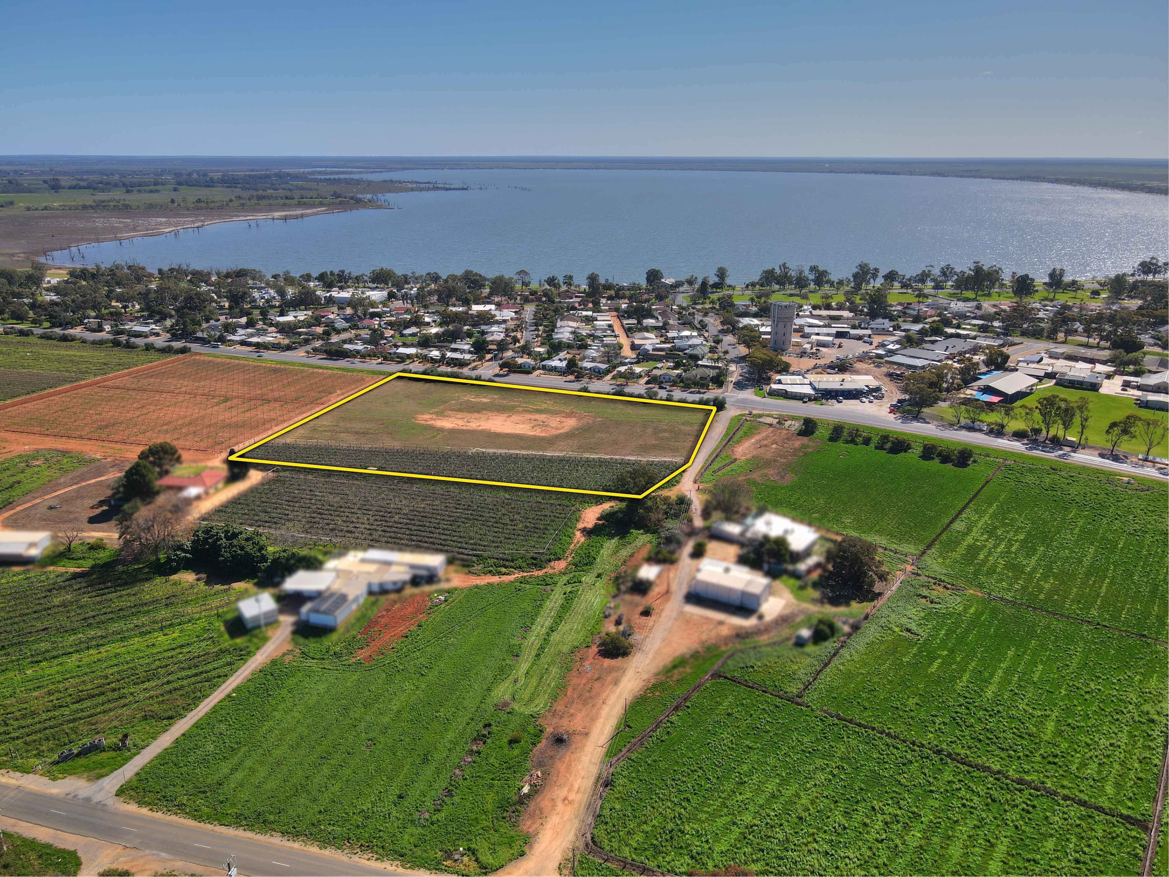 Sec 321 Sturt Highway — photo 3 of 4