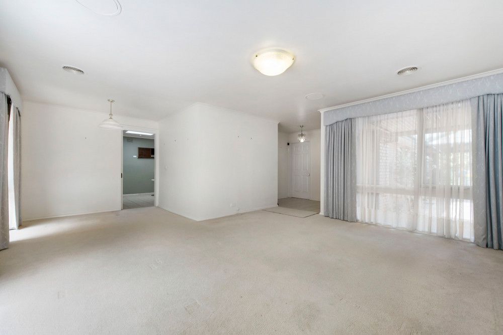 28 Milpera Crescent, Wantirna, VIC 3152