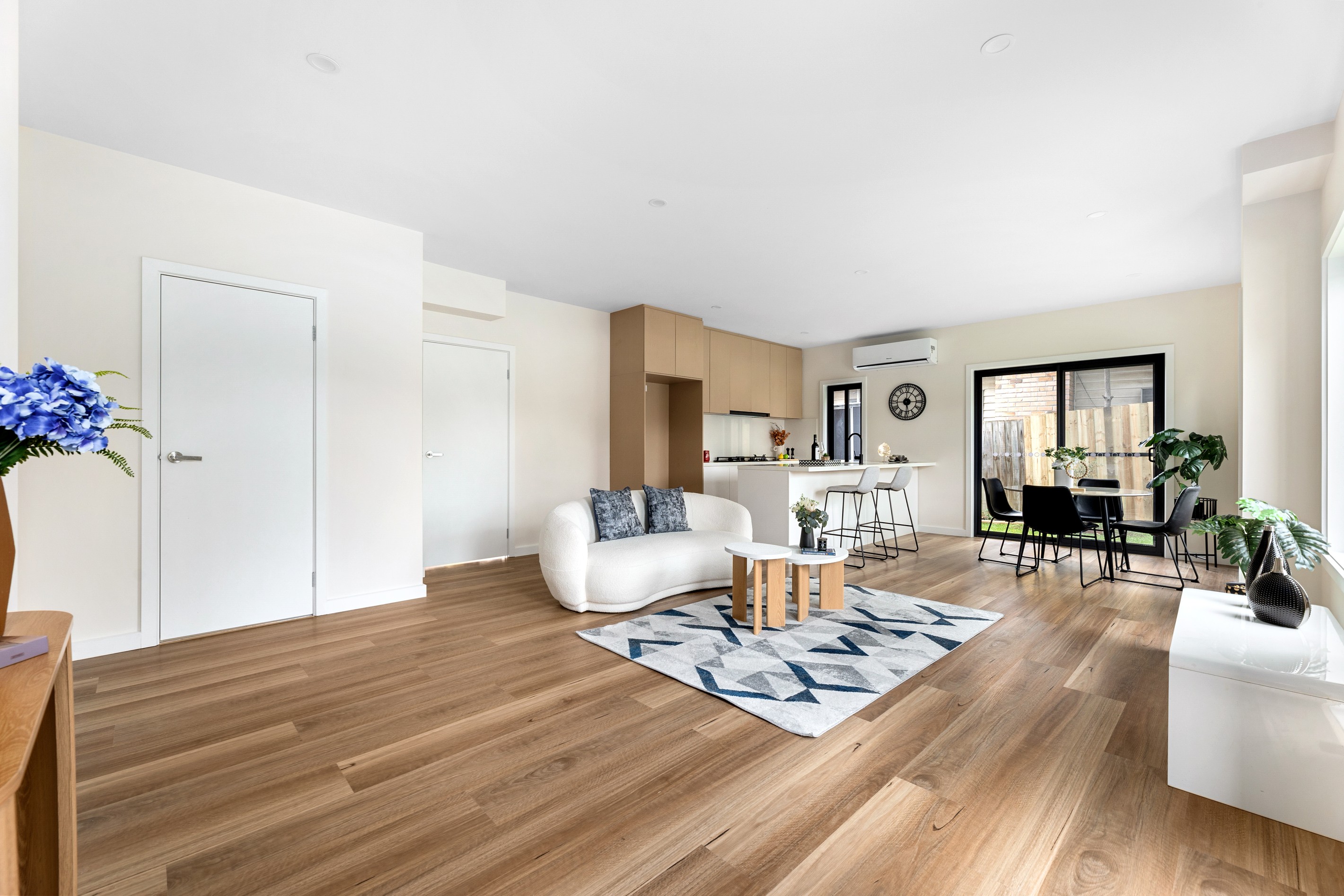 1/17 Cash Street, Kingsbury, VIC 3083