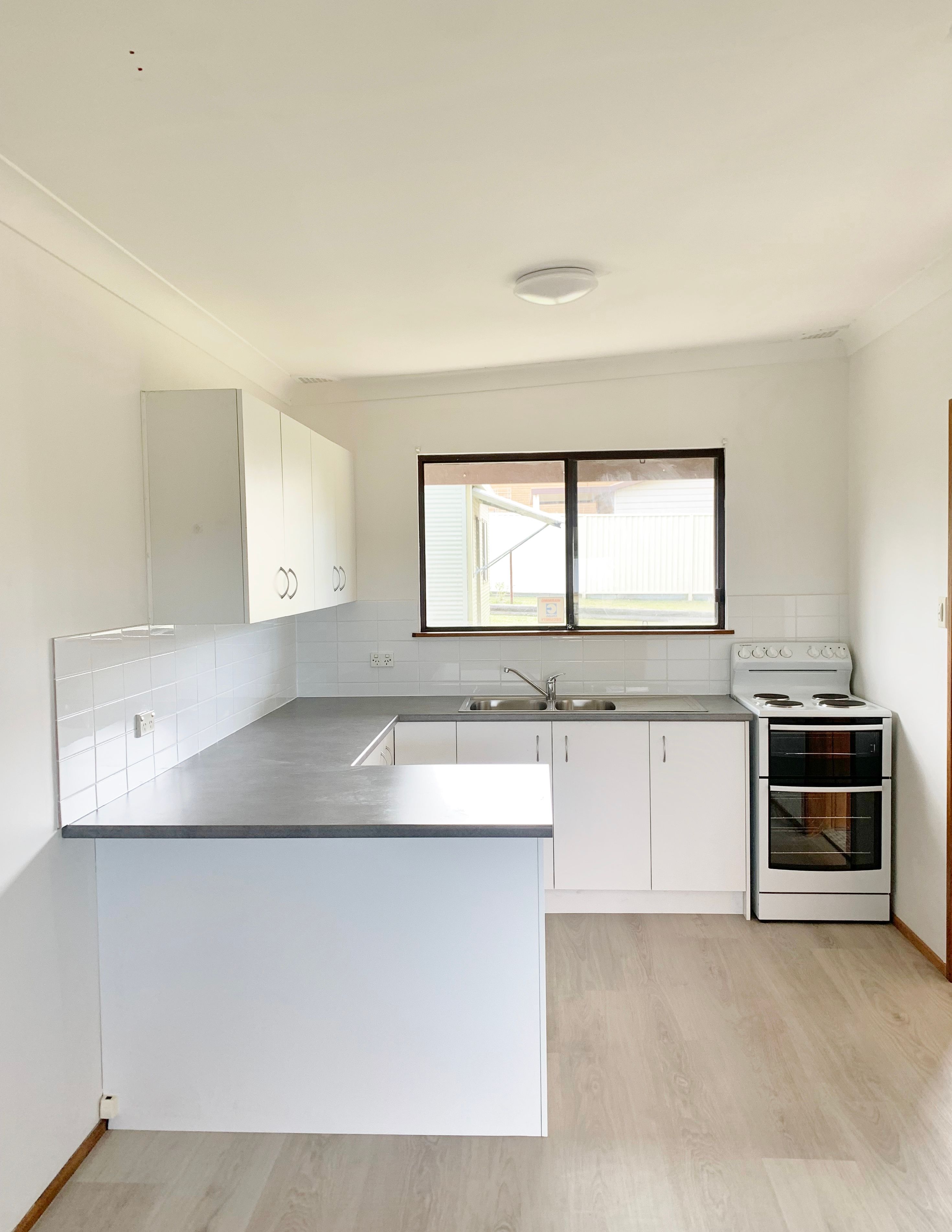 37 Coonanga Avenue, Budgewoi, NSW 2262