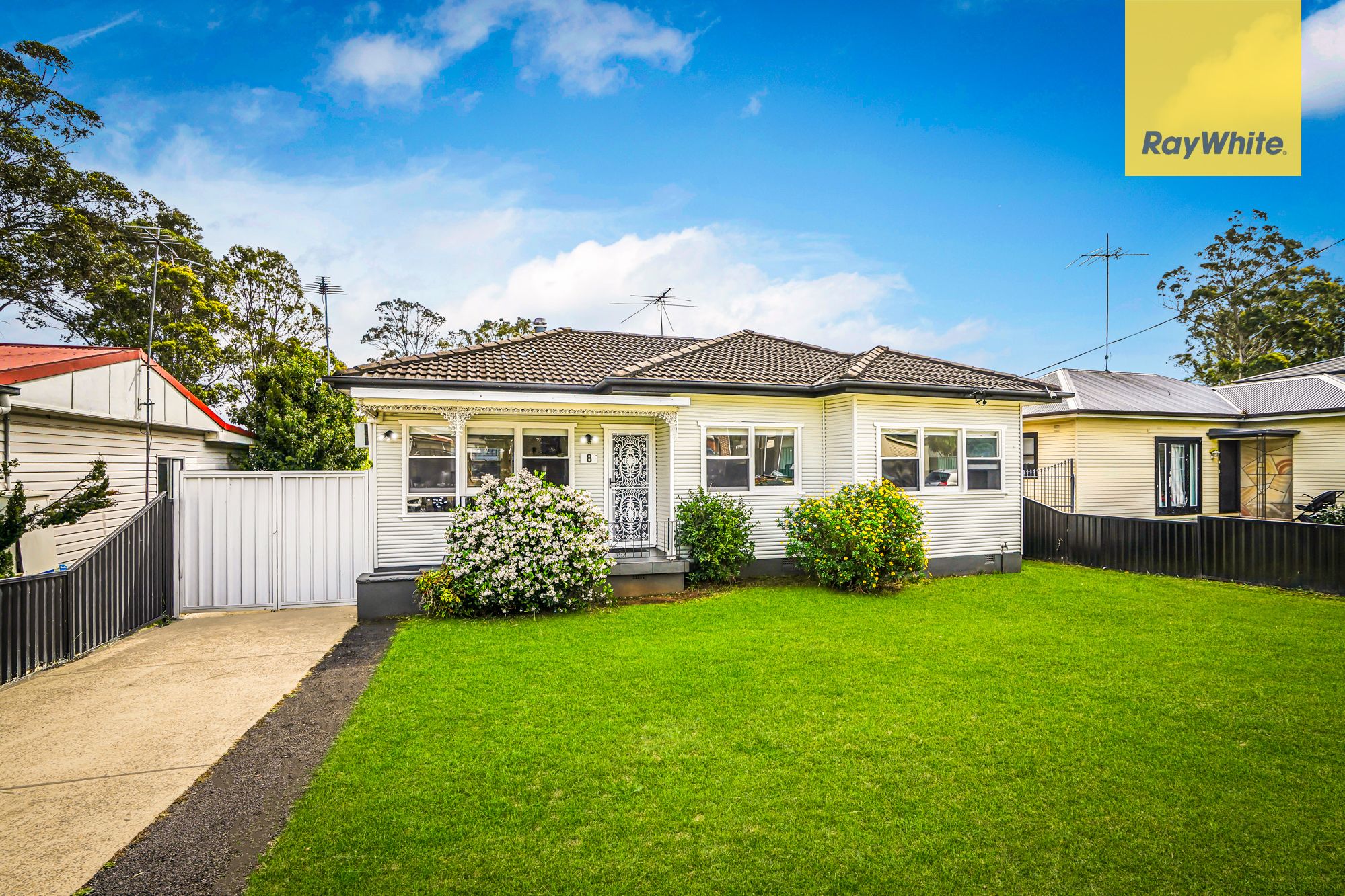 8 Girra Road , Blacktown NSW 2148