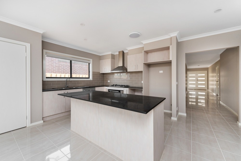 14 Outlook Drive, Chirnside Park, VIC 3116