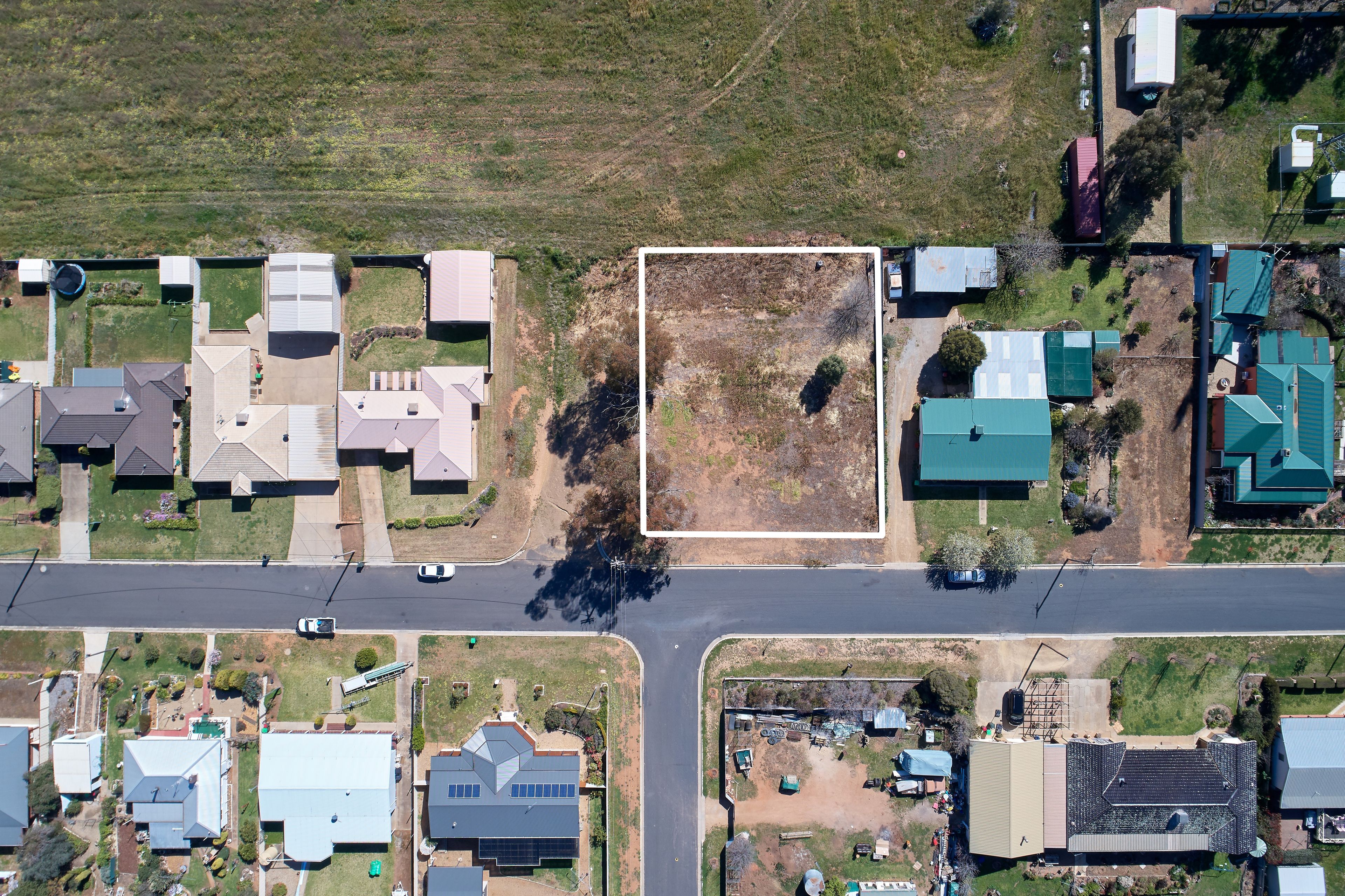15 Hart Street, Junee NSW 2663