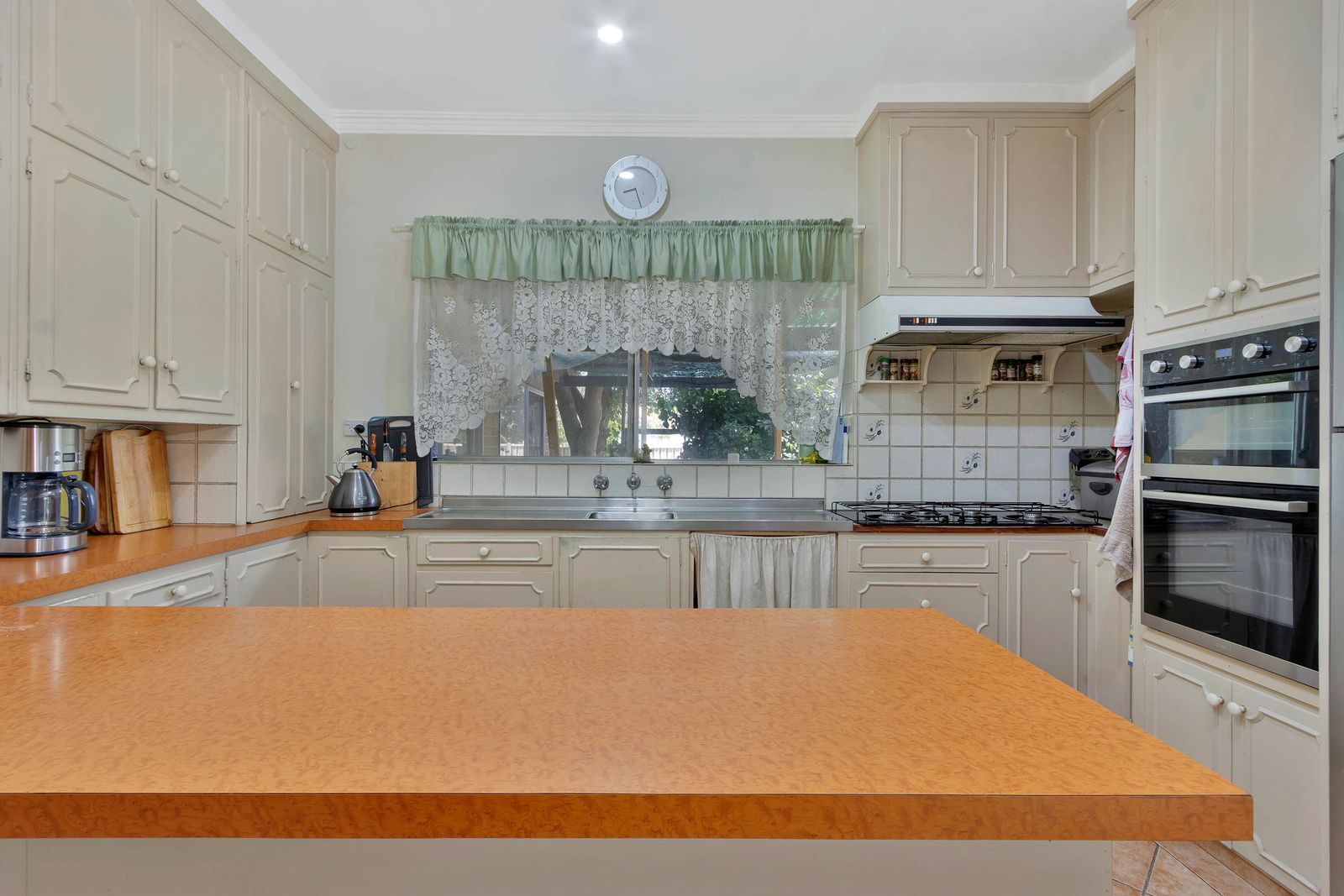 997 Blacktop Road, One Tree Hill, SA 5114