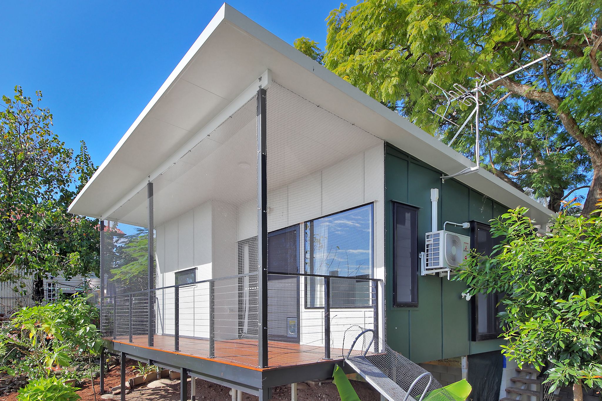 10 Taylor Street, Balmoral, QLD 4171