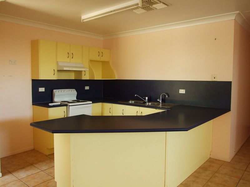 11 Pelican Street, Longreach, QLD 4730