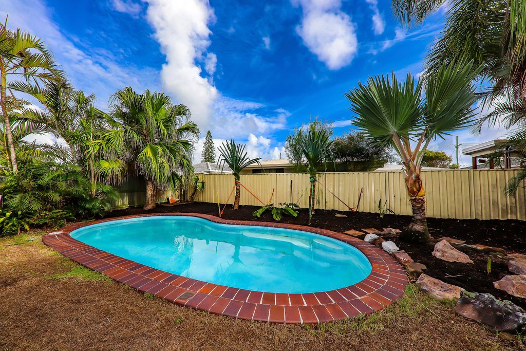 10 Undara Avenue, Buddina, QLD 4575