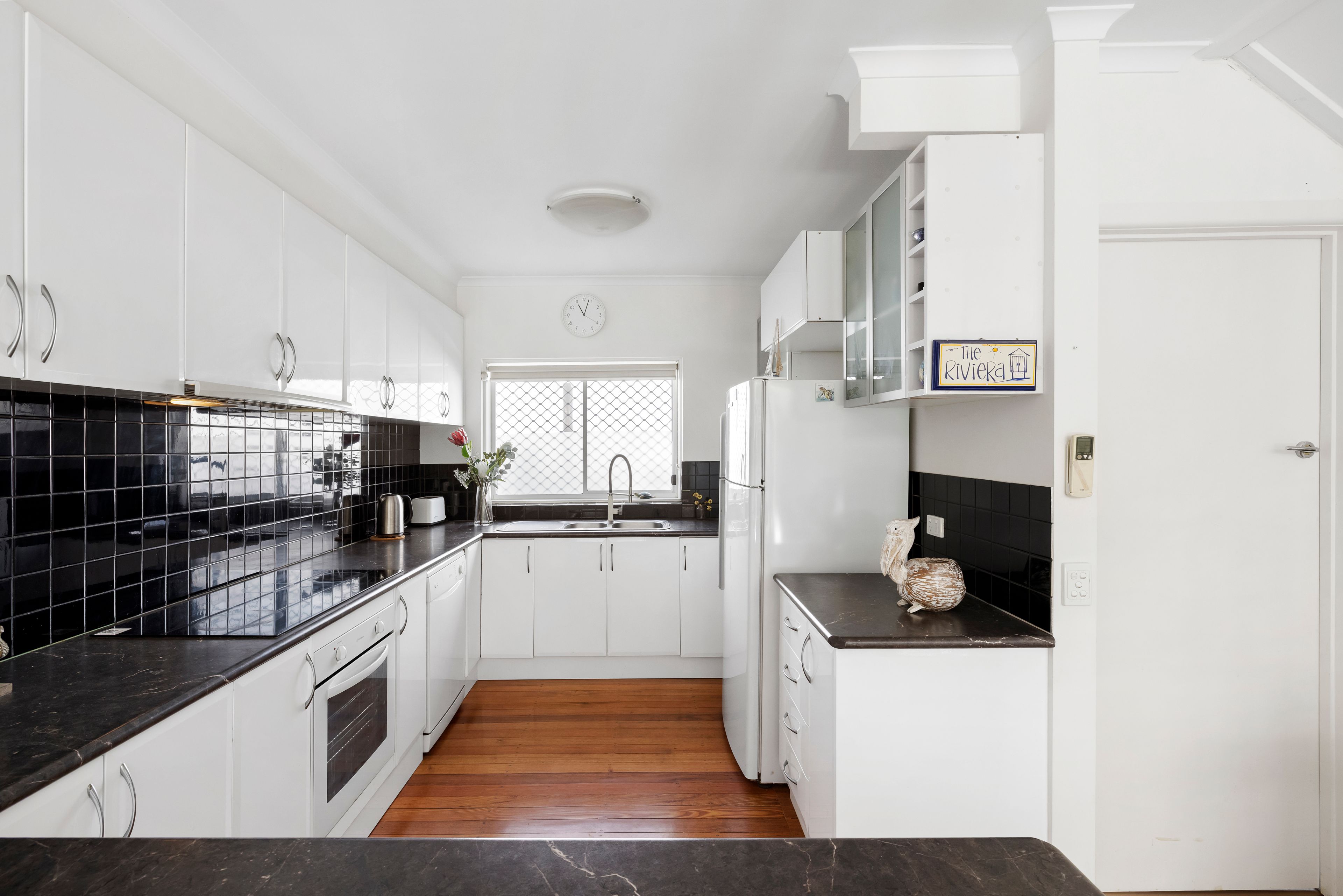 6/56-58 Gould Street — photo 4 of 18