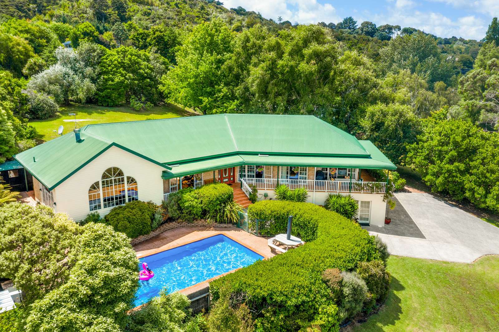 26 Landing Road, Titirangi, Waitakere City Real Estate Ray White