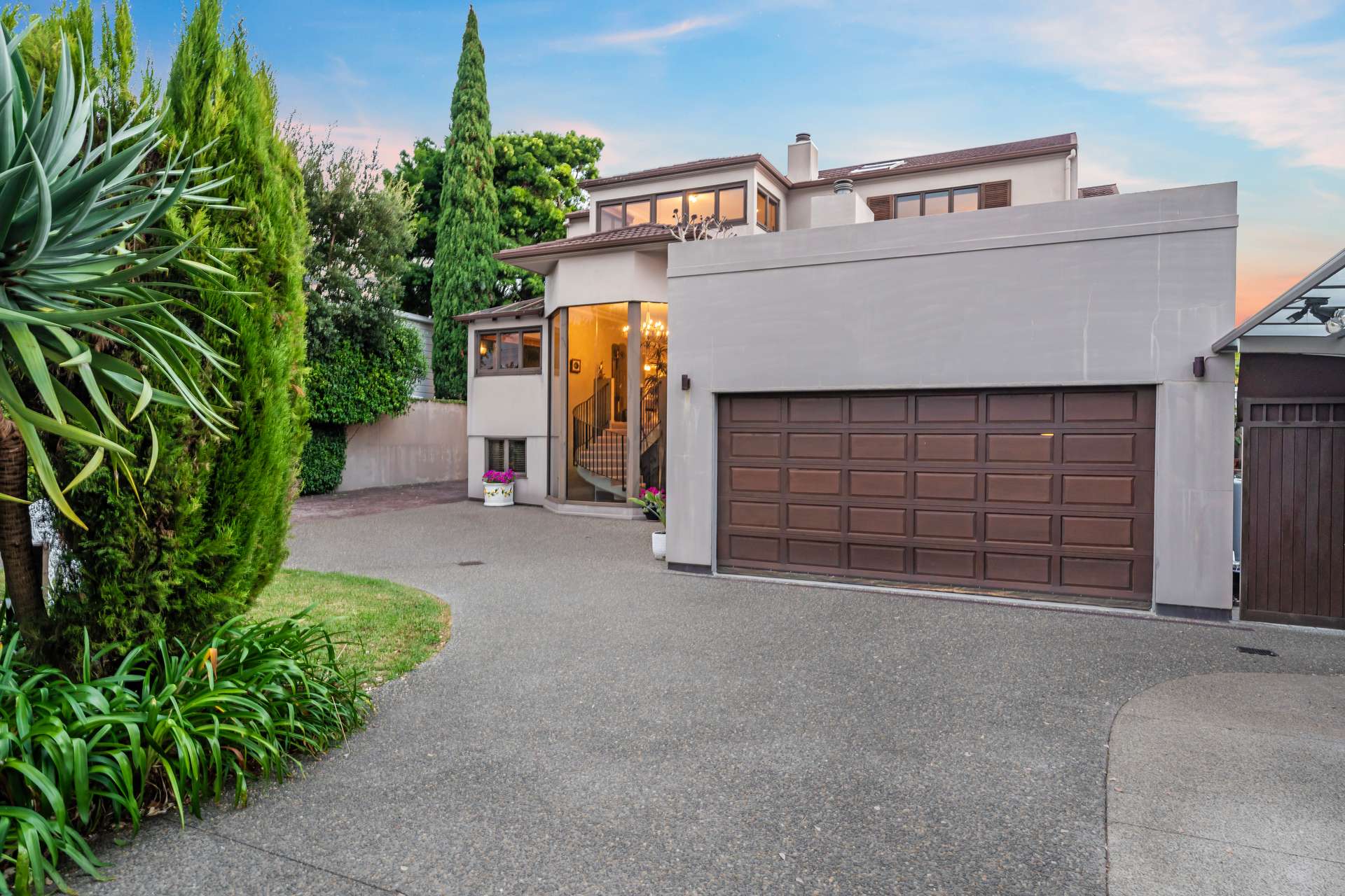 15 Marau Crescent photo 0
